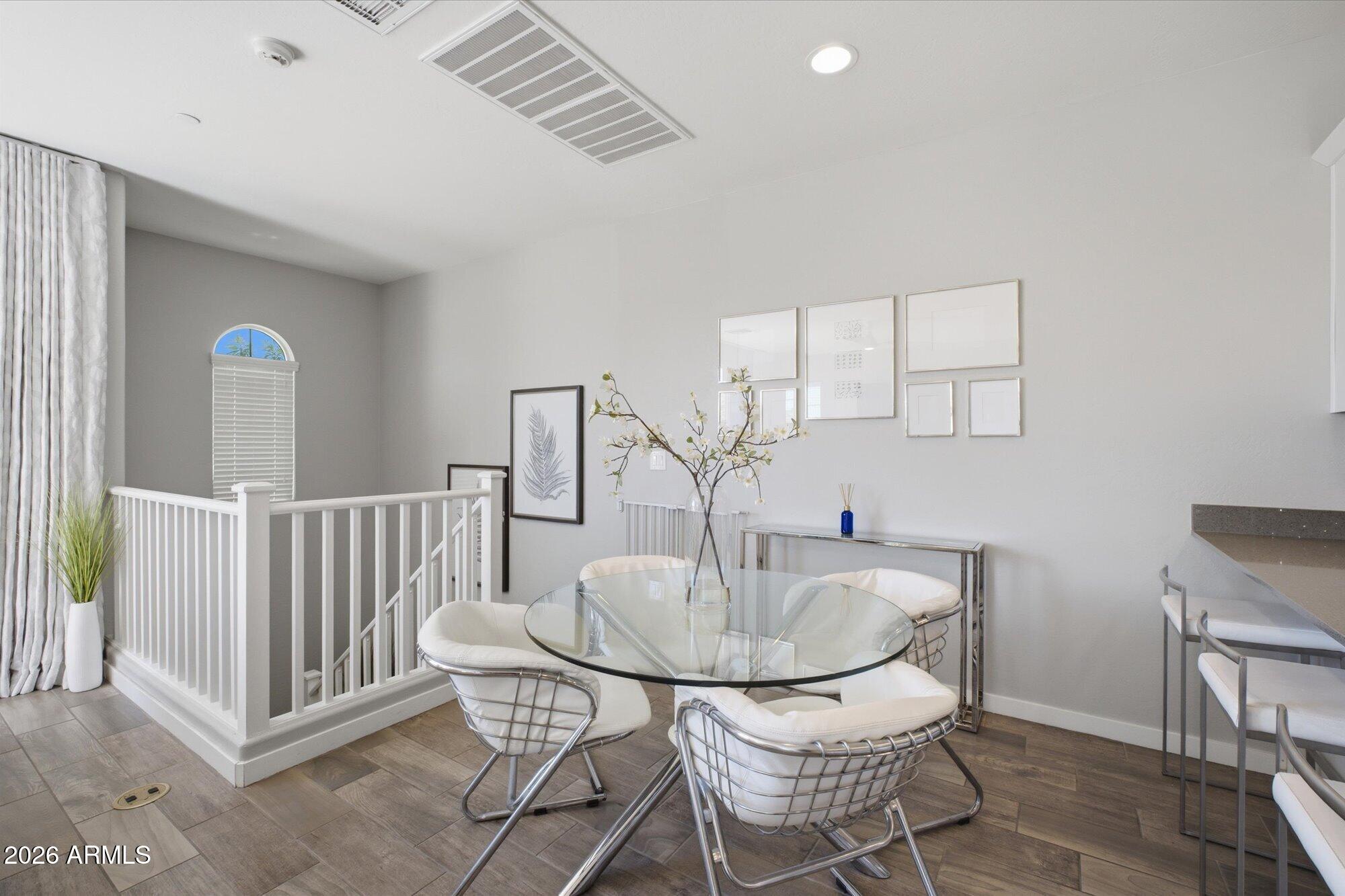 2245 S SABINO Drive 105