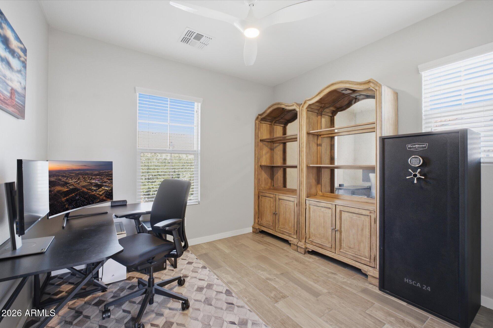 2245 S SABINO Drive 105