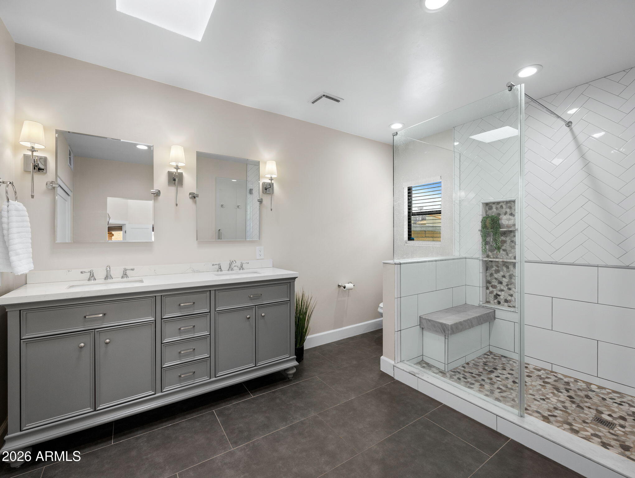8771 E APPALOOSA Trail