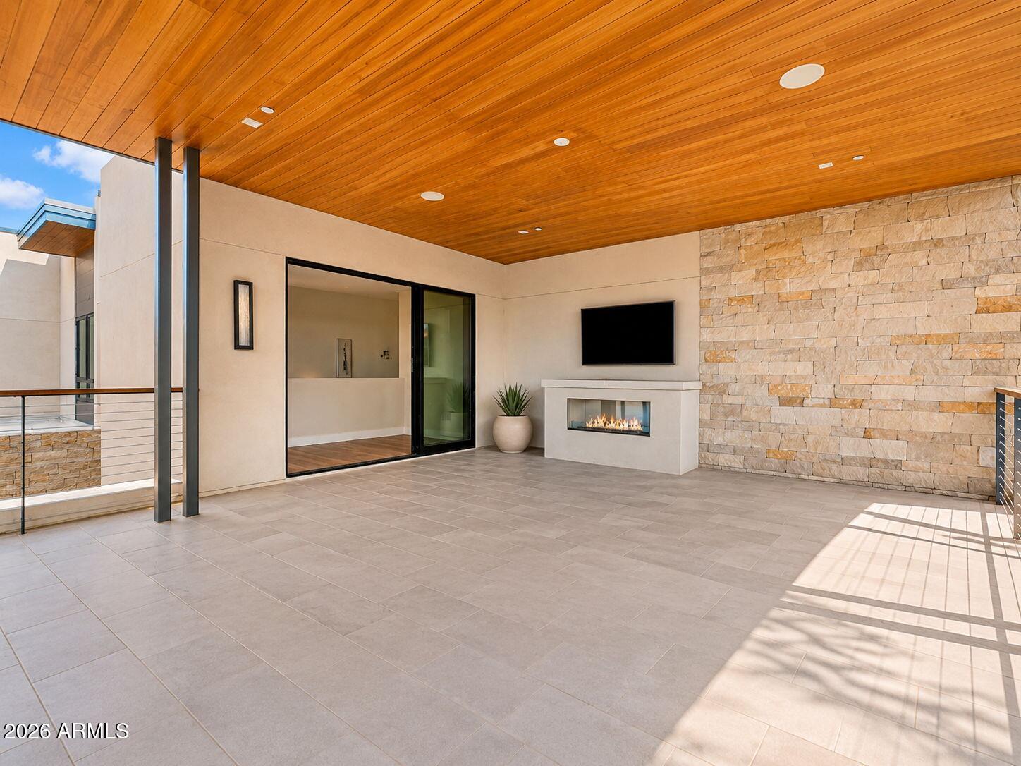 6311 E PHOENICIAN Boulevard 19