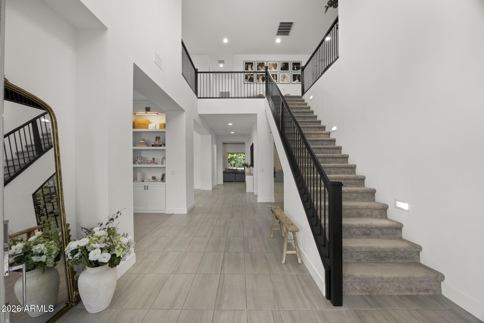 2935 S SANDSTONE Court