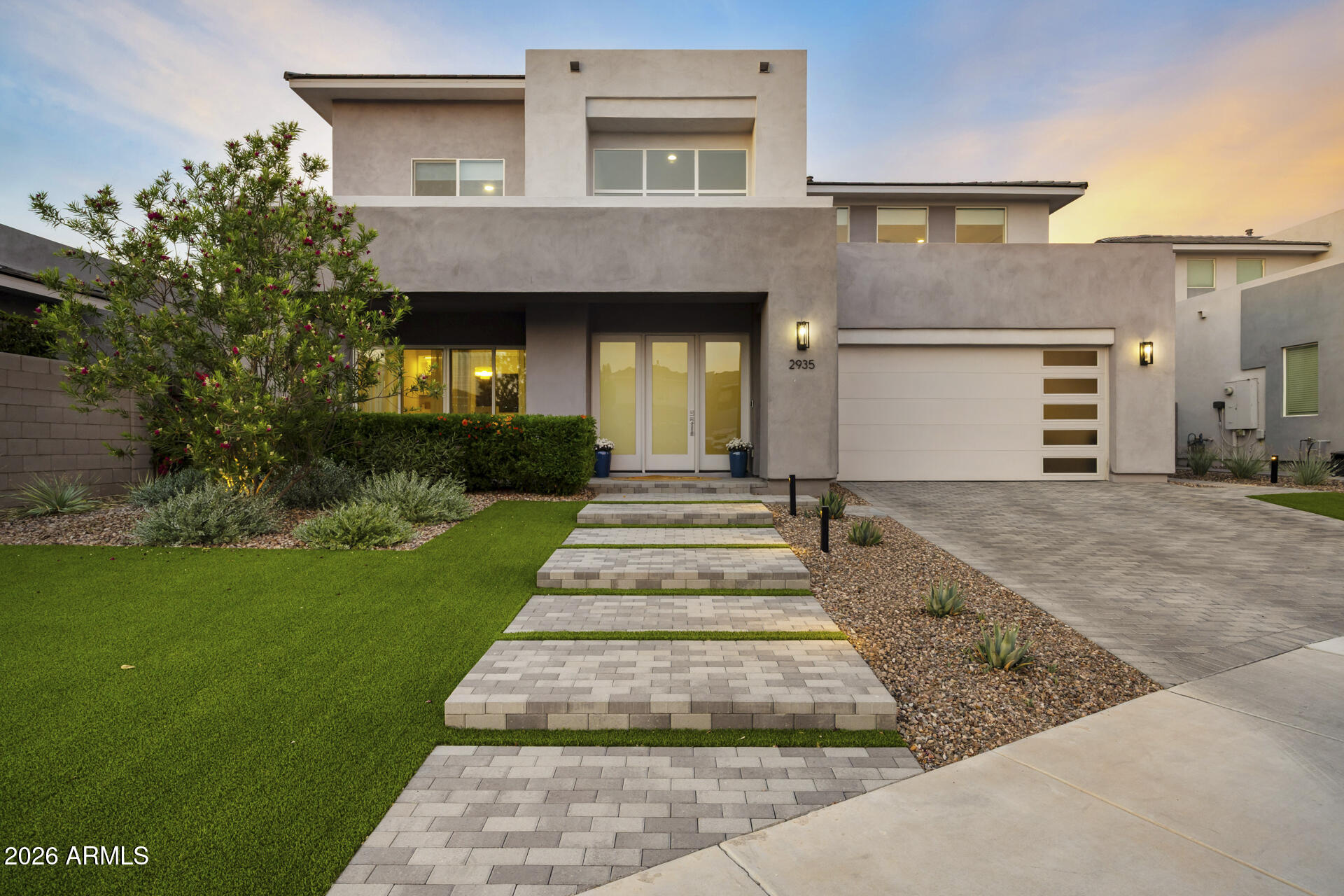 2935 S SANDSTONE Court