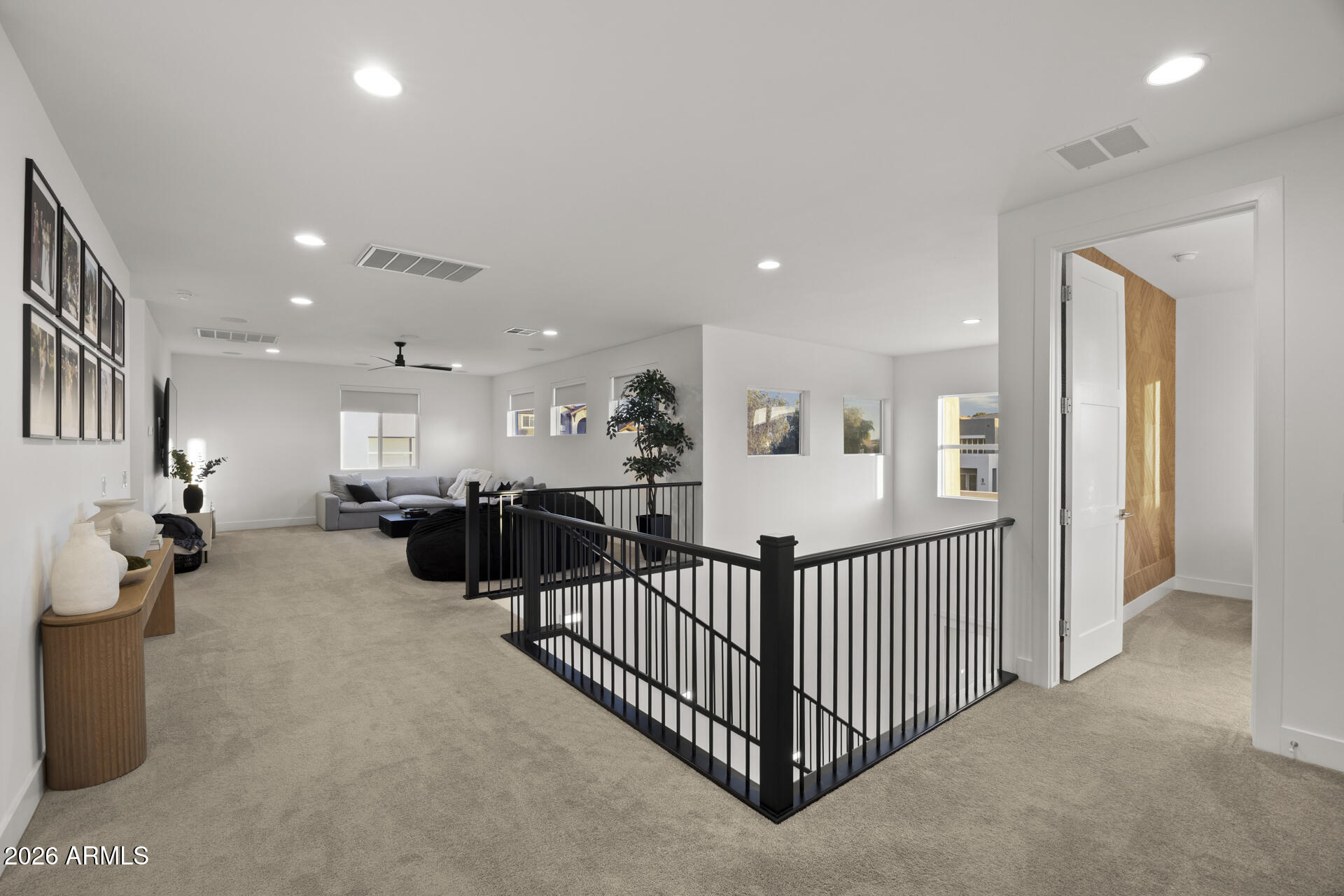 2935 S SANDSTONE Court