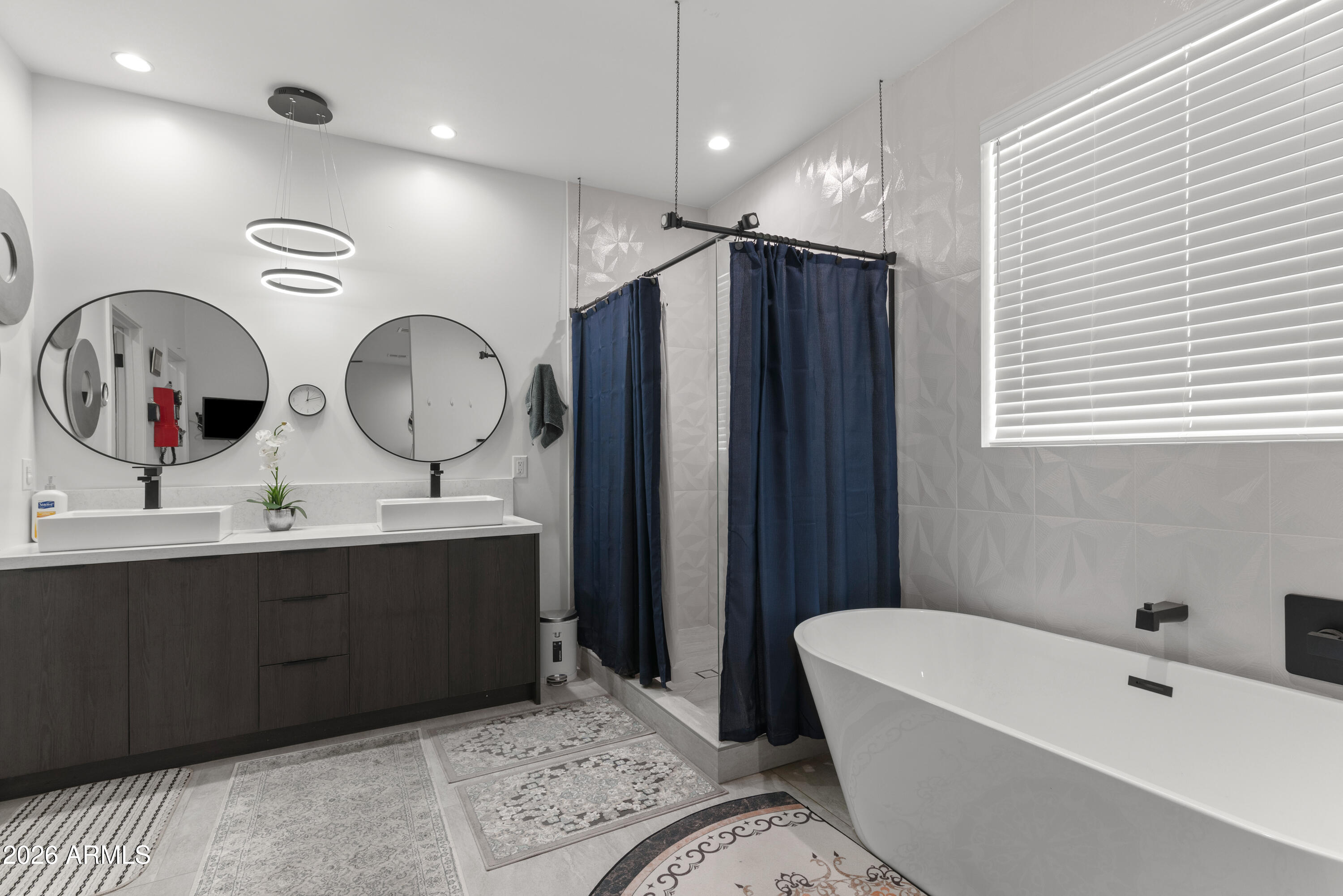 2826 N 28TH Place