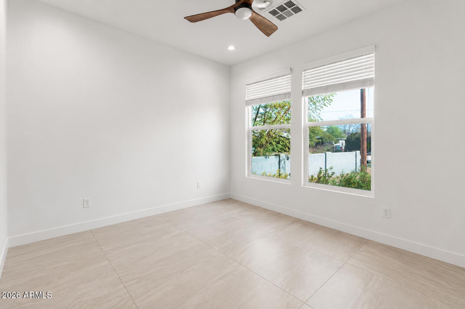 2826 N 28TH Place