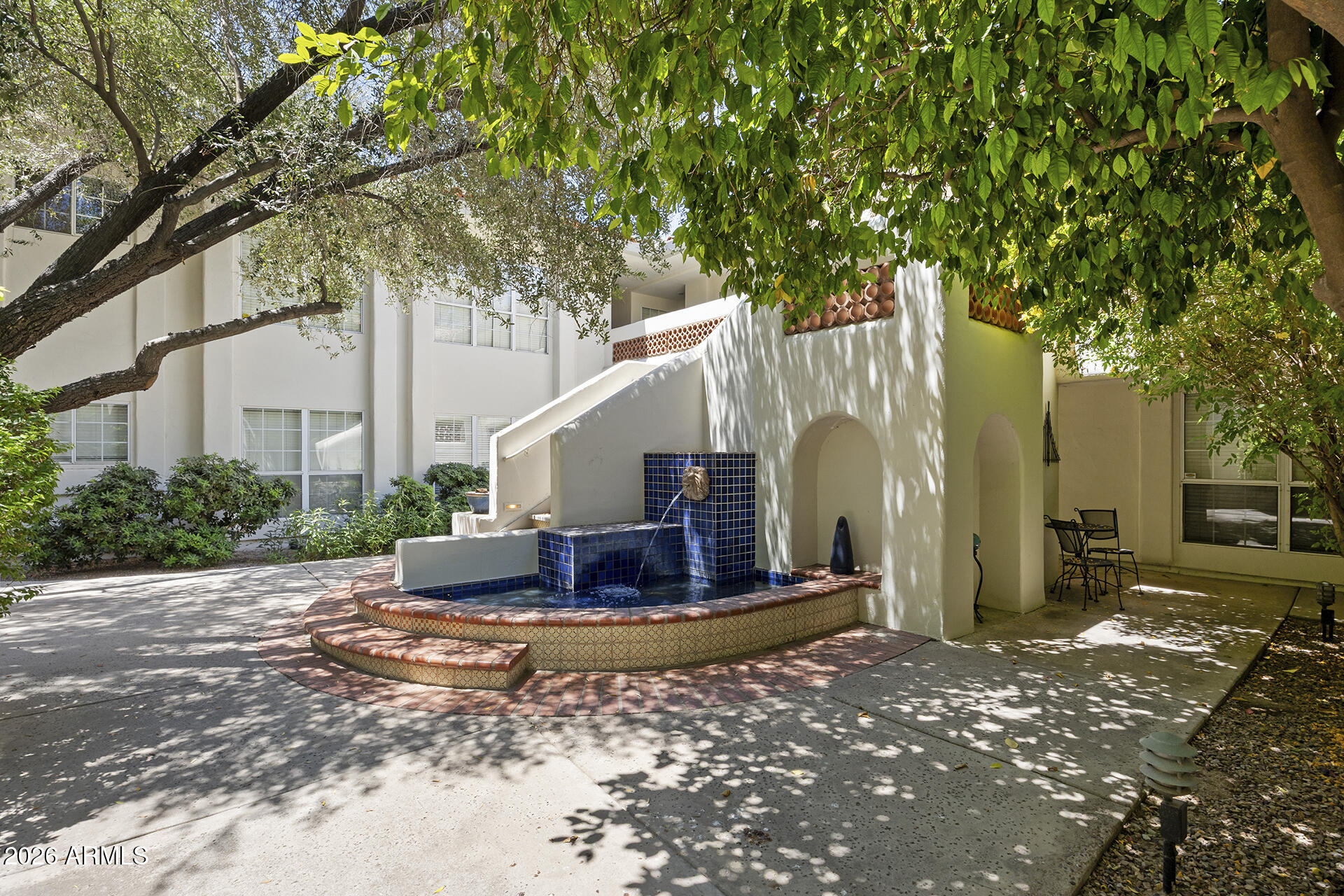 5200 S LAKESHORE Drive 116