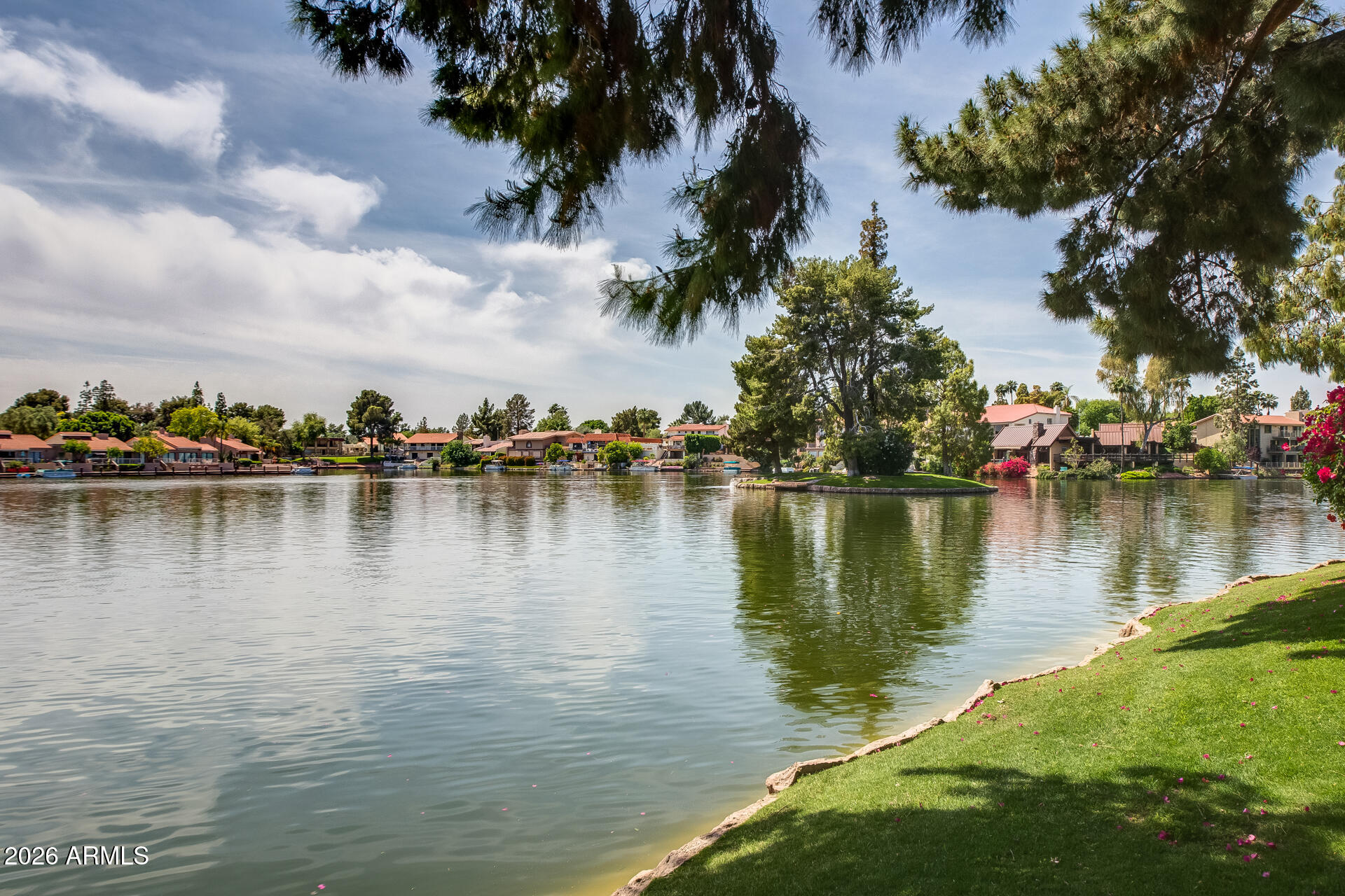 5200 S LAKESHORE Drive 116