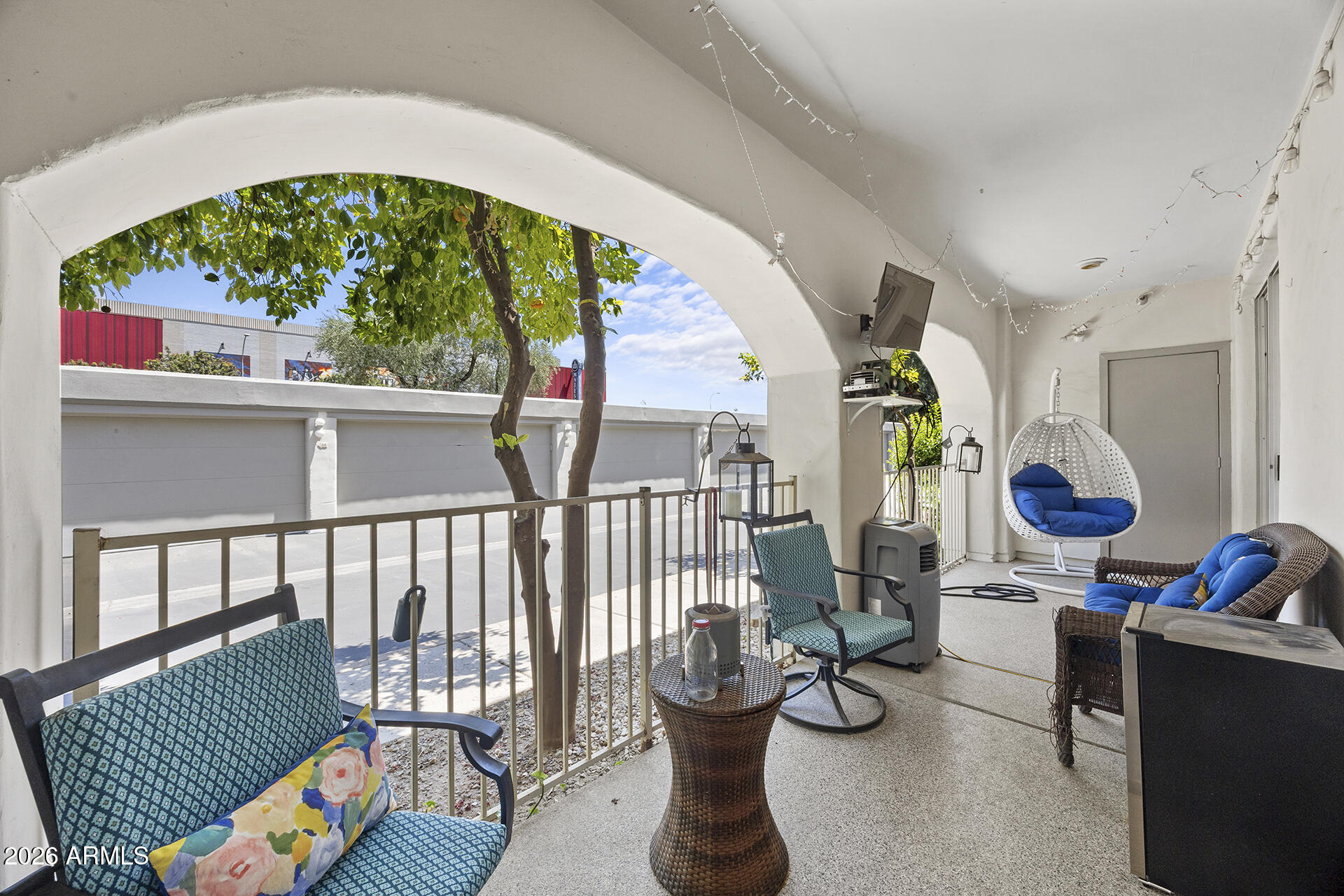 5200 S LAKESHORE Drive 116