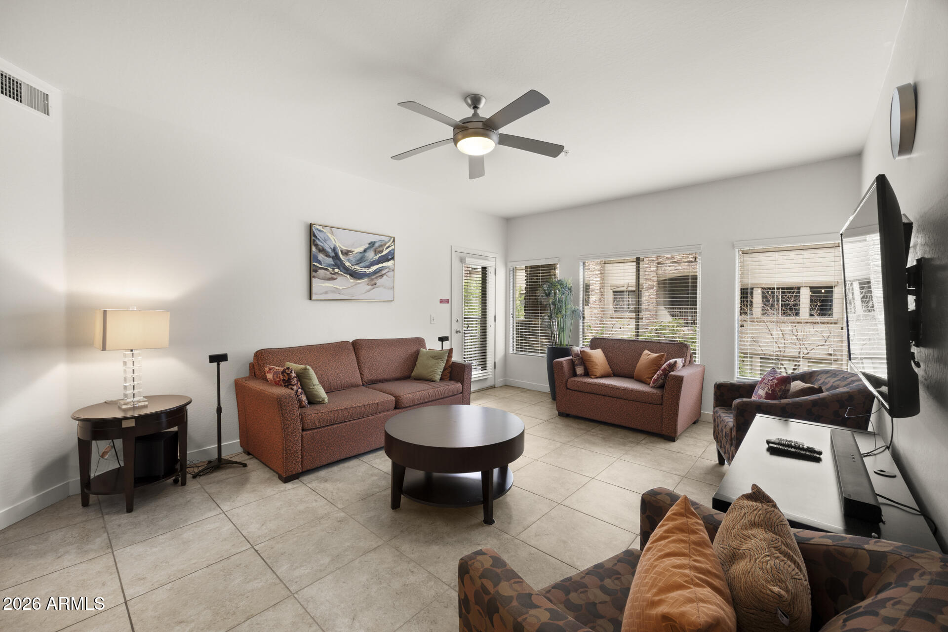 5450 E DEER VALLEY Drive 2189