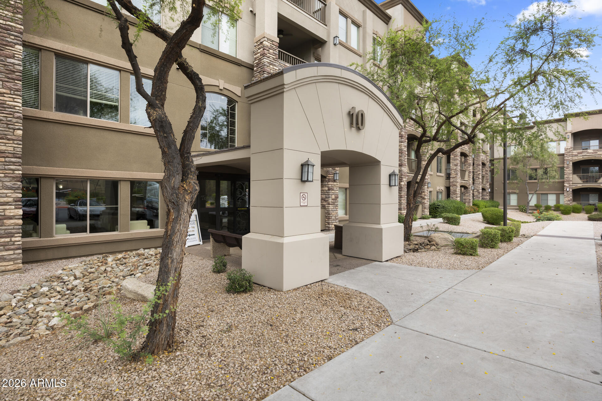 5450 E DEER VALLEY Drive 2189