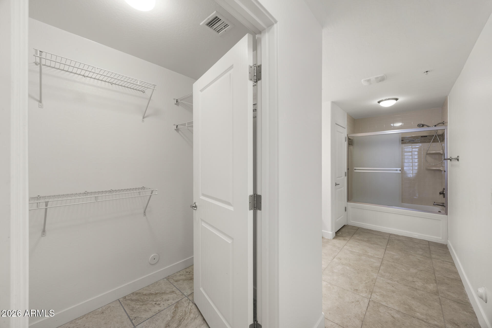 5450 E DEER VALLEY Drive 2189