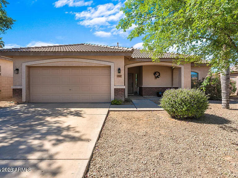 4587 E Barbarita Court