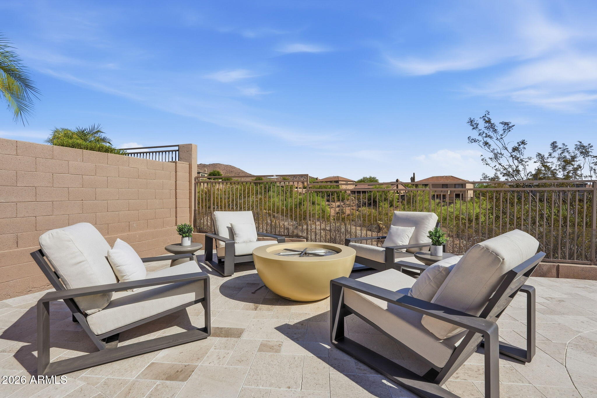10679 E RAINTREE Drive