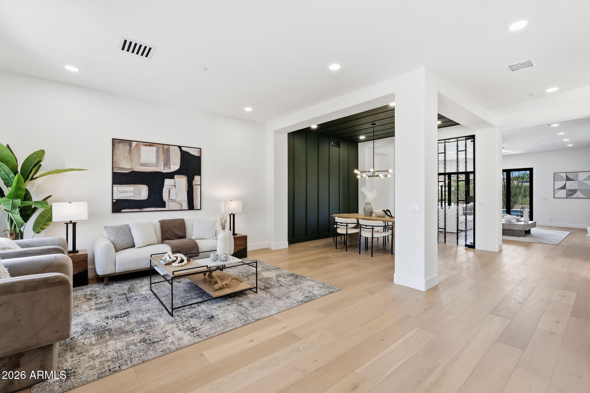 10679 E RAINTREE Drive