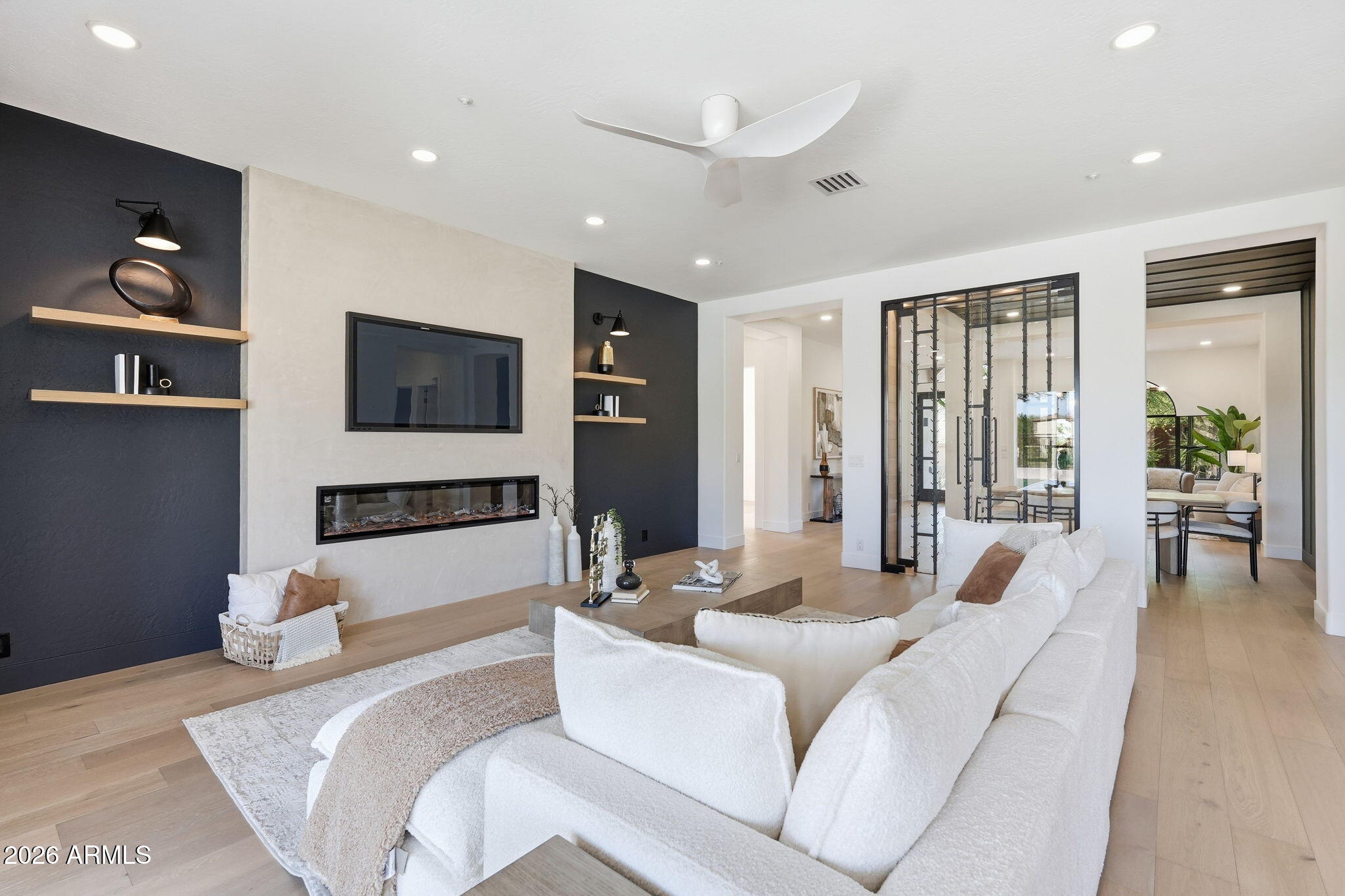 10679 E RAINTREE Drive