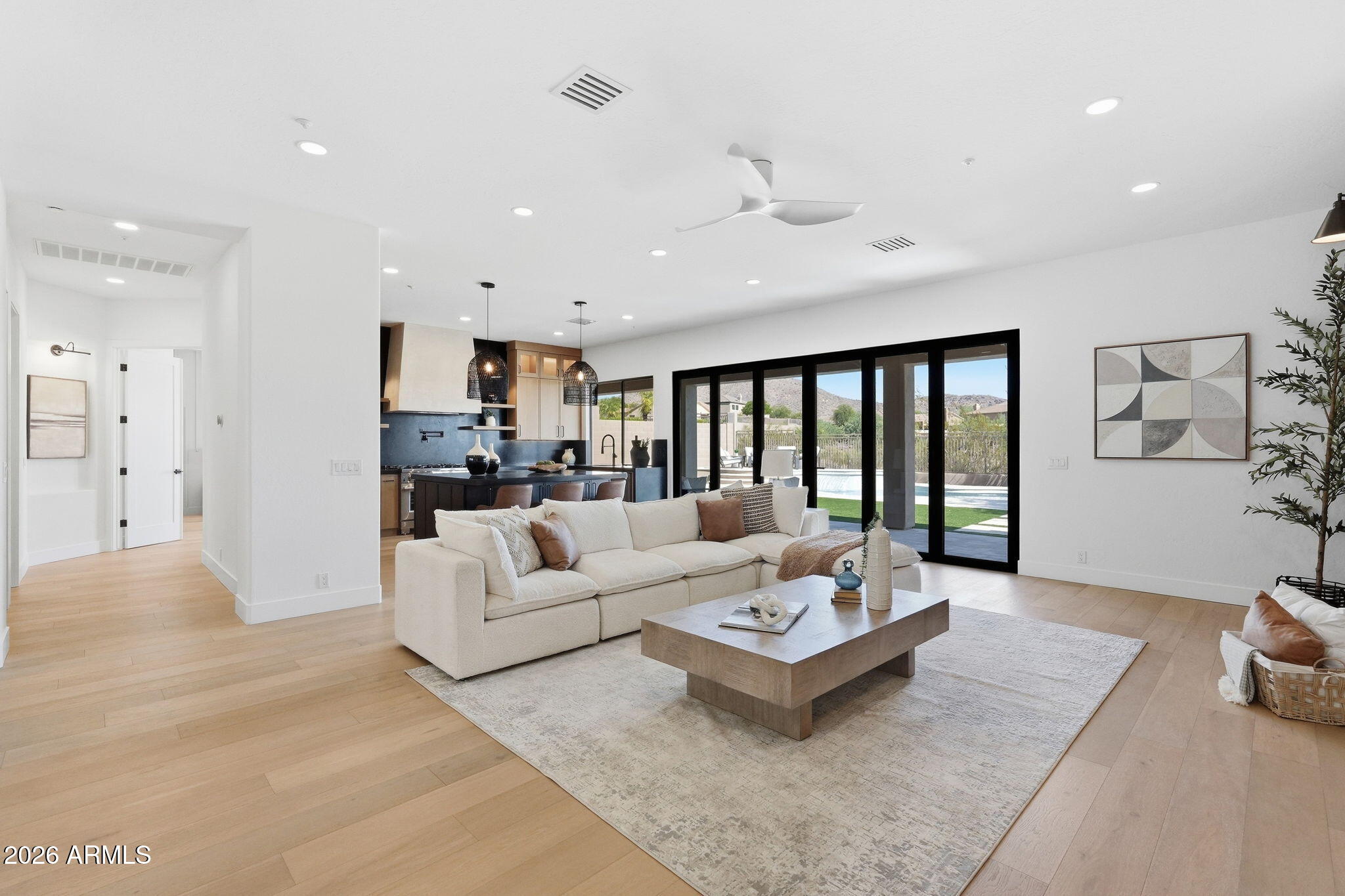 10679 E RAINTREE Drive