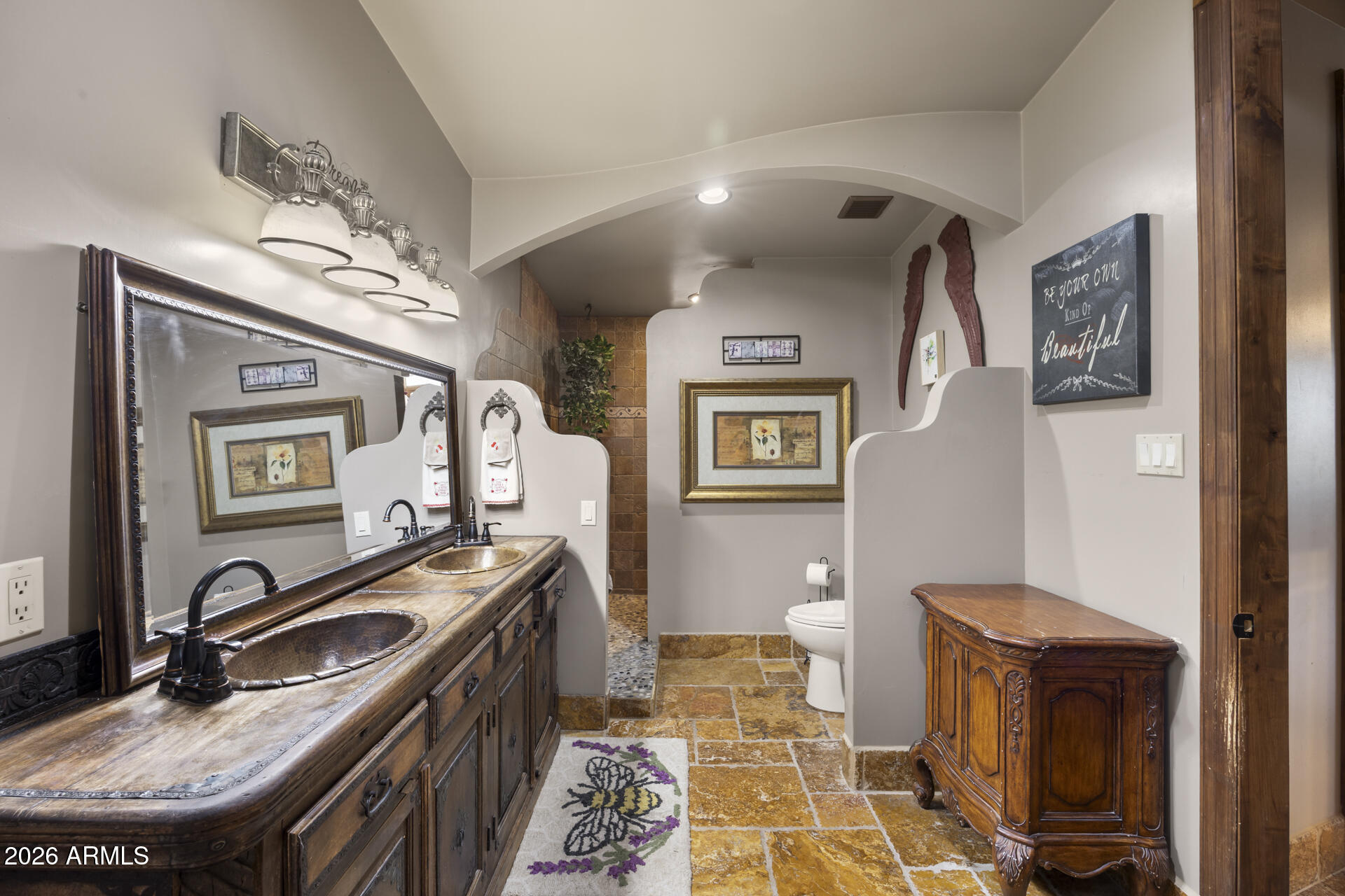11611 N MISSION BELL Court