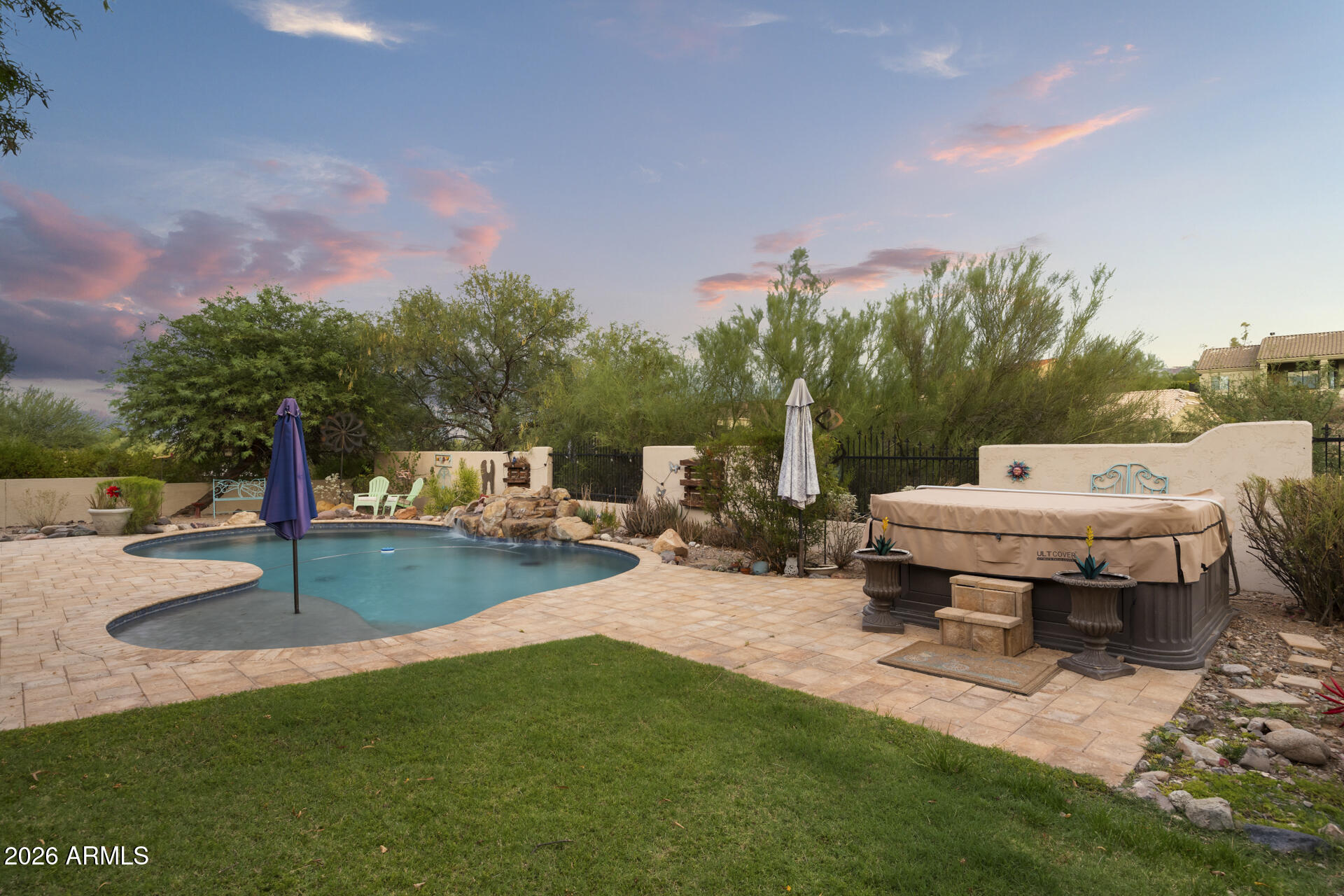 11611 N MISSION BELL Court