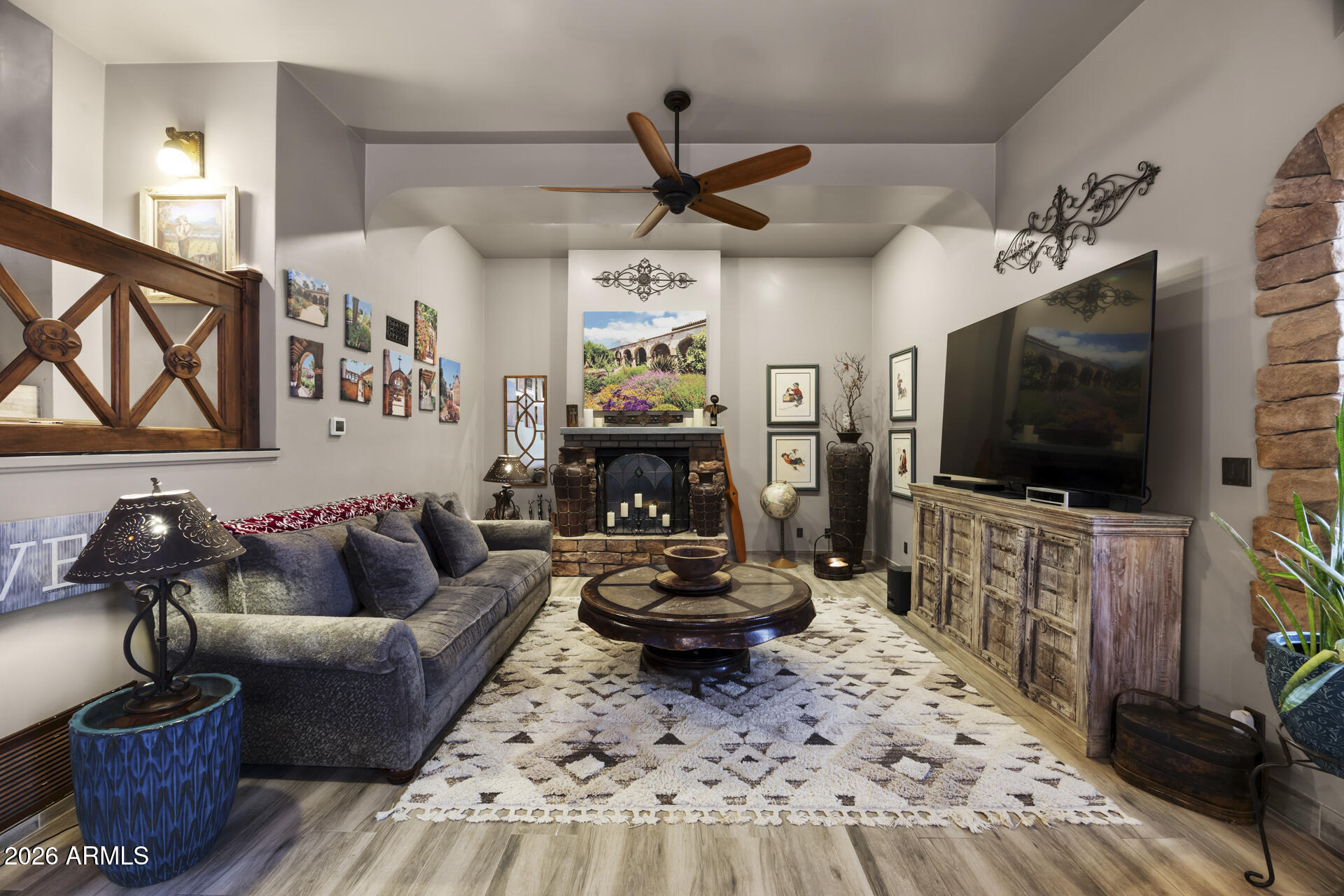 11611 N MISSION BELL Court