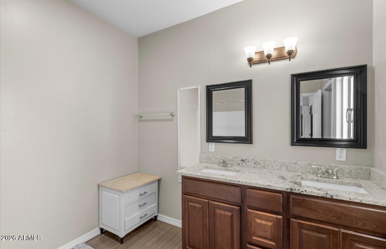 13139 W TUCKEY Lane
