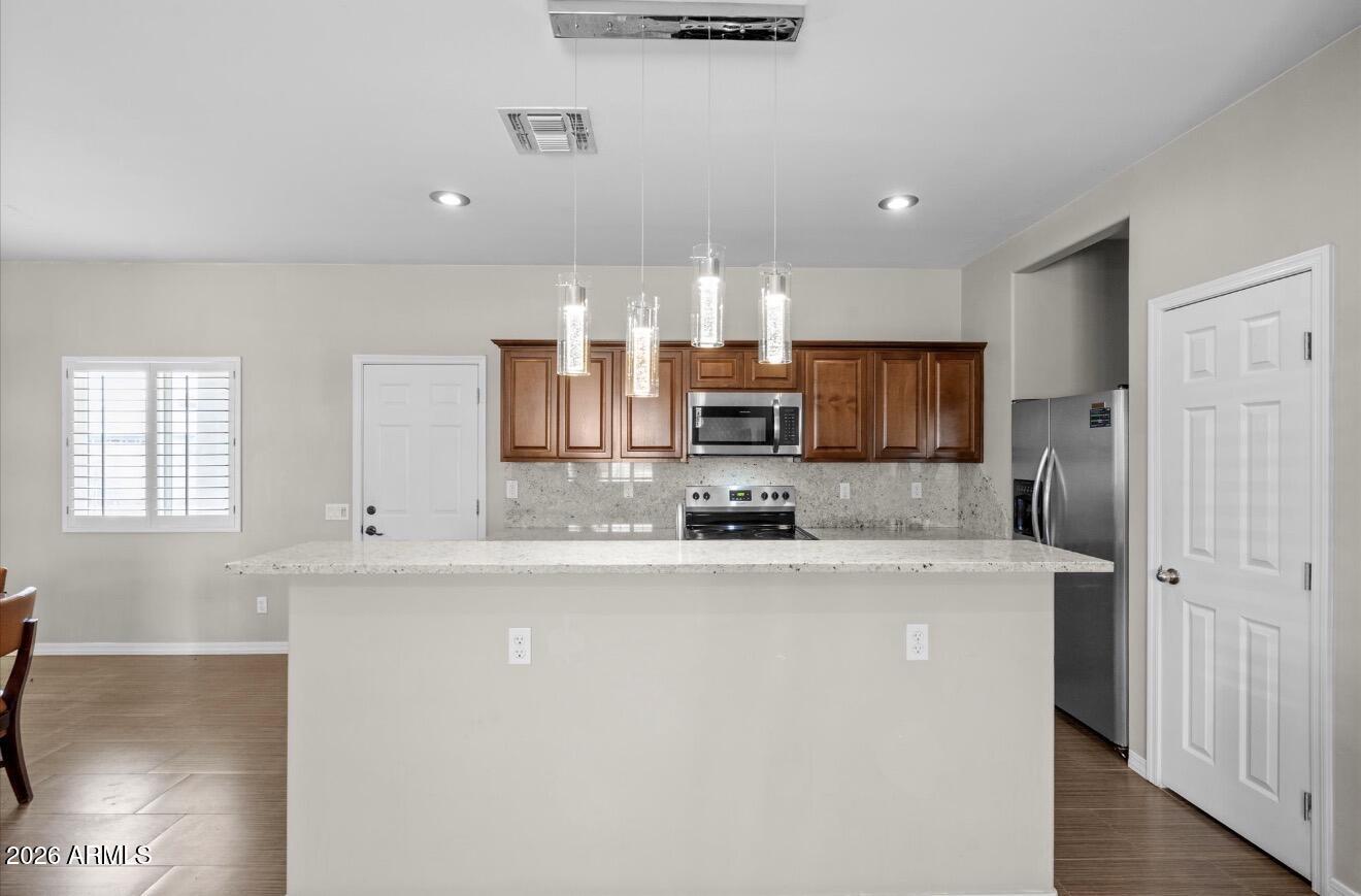 13139 W TUCKEY Lane