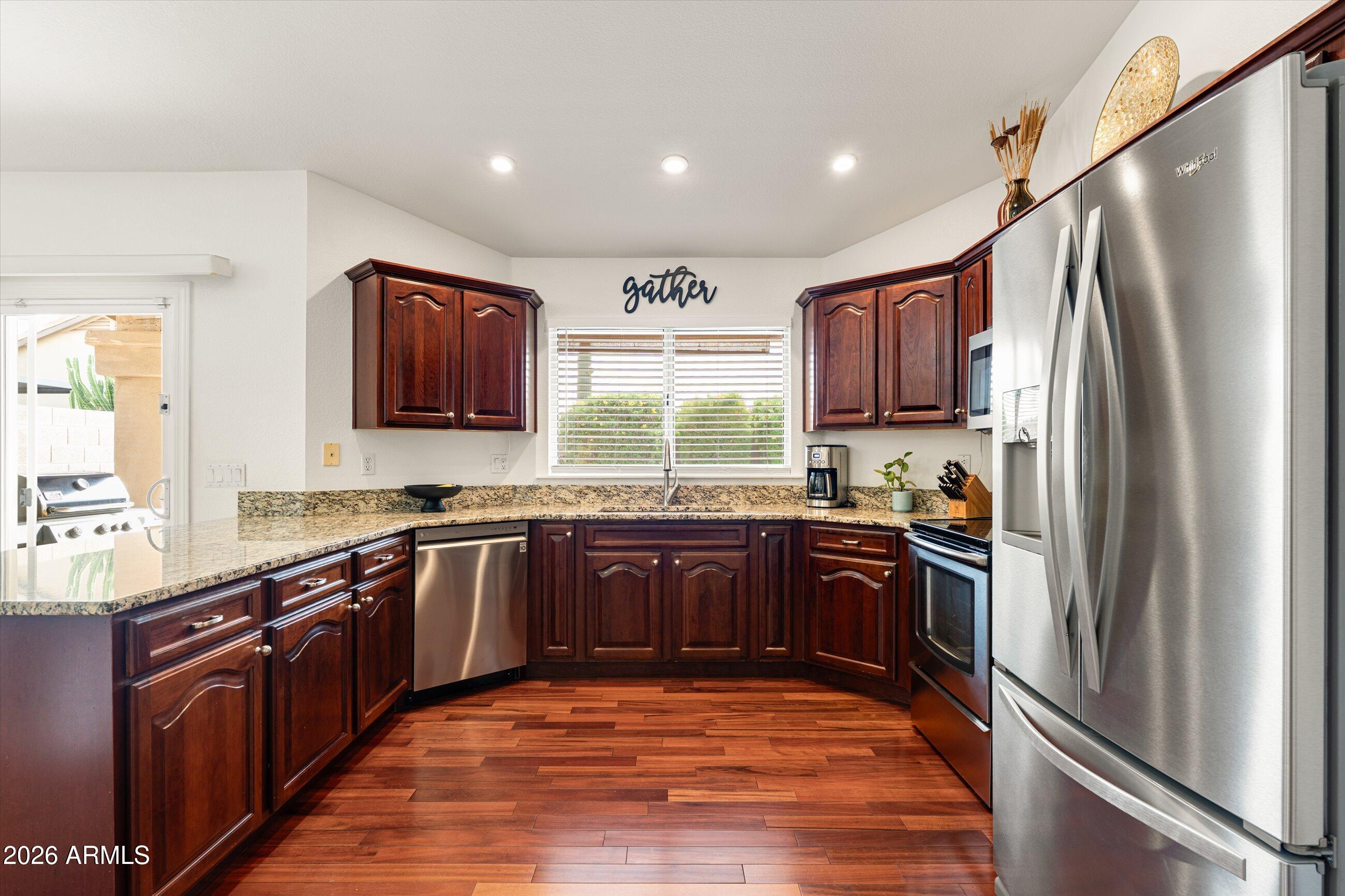 4429 E VISTA VAL VERDE