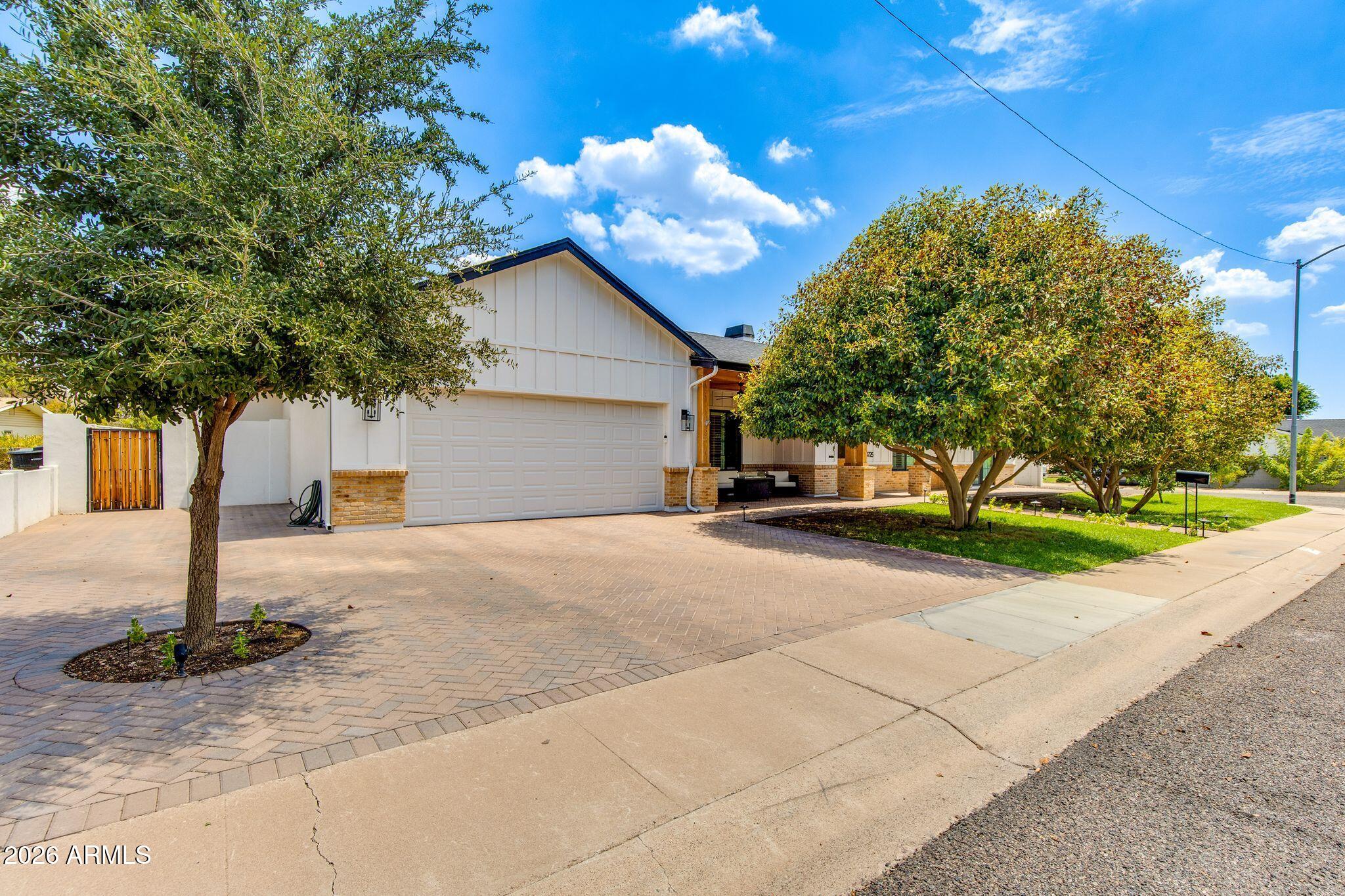 4725 N 33RD Street