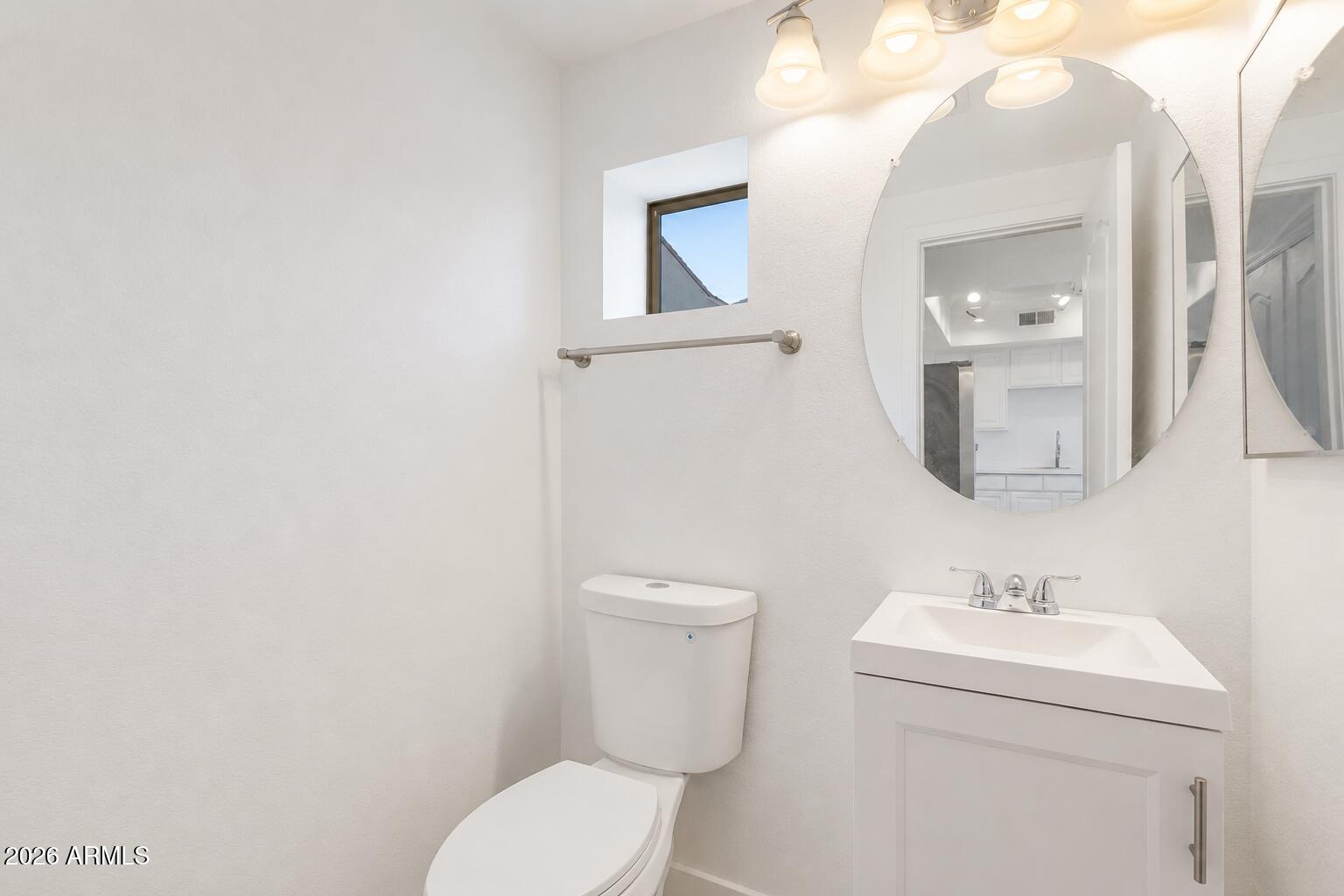 2401 E RIO SALADO Parkway 1040