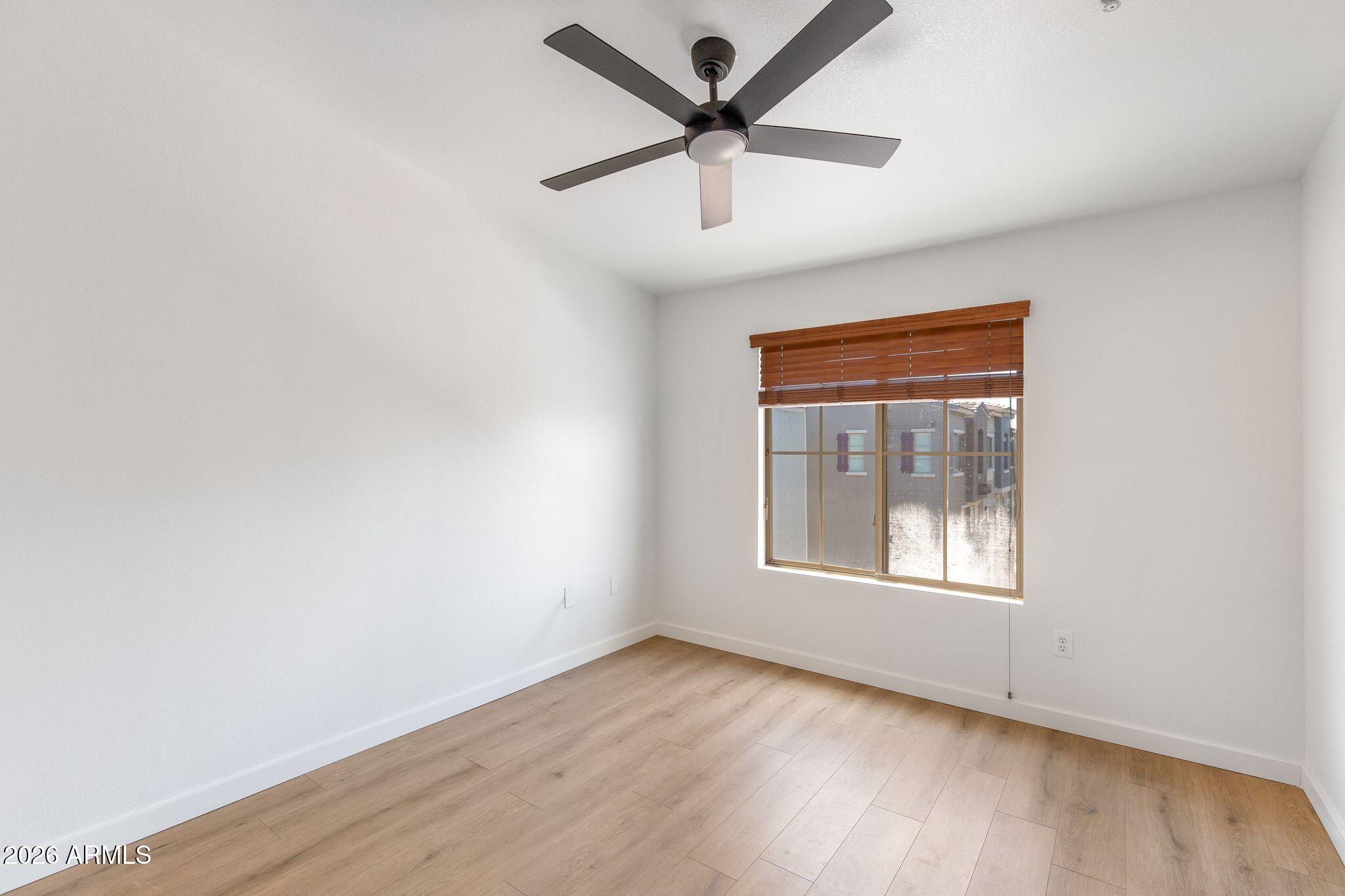 2401 E RIO SALADO Parkway 1040