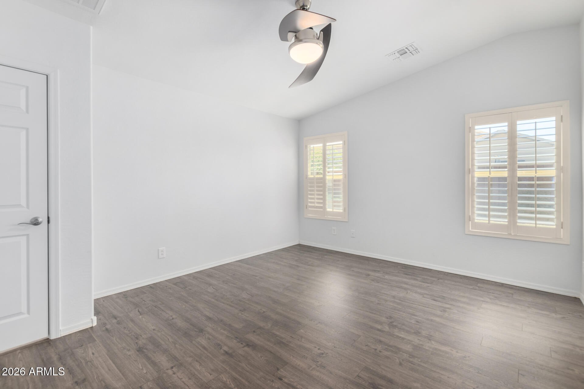 2227 E STACEY Road