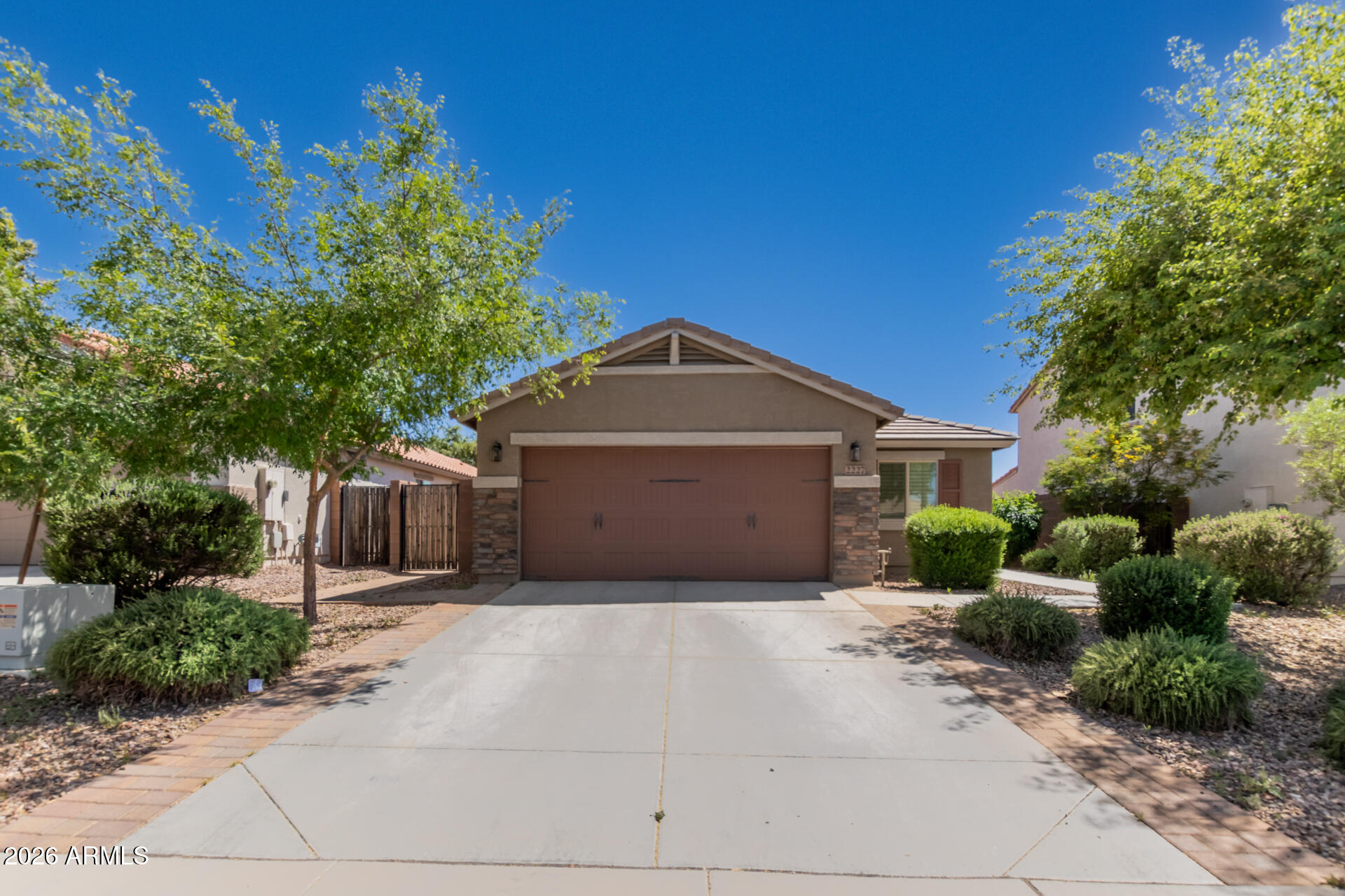 2227 E STACEY Road