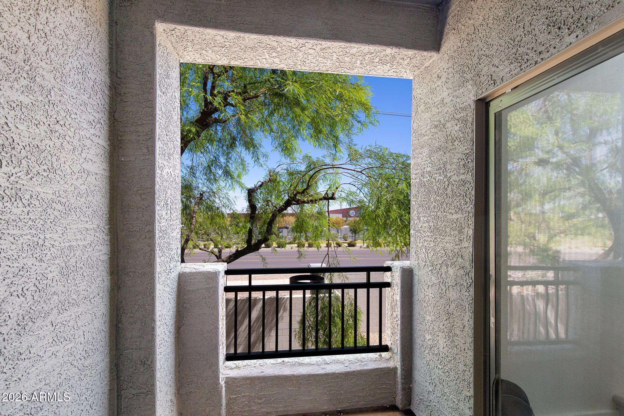 2401 E RIO SALADO Parkway 1040