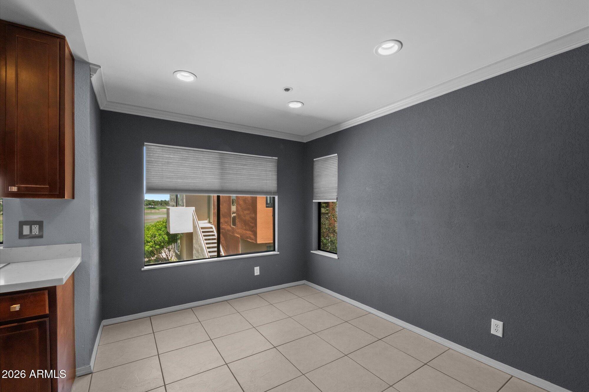 3600 N Hayden Road 3402