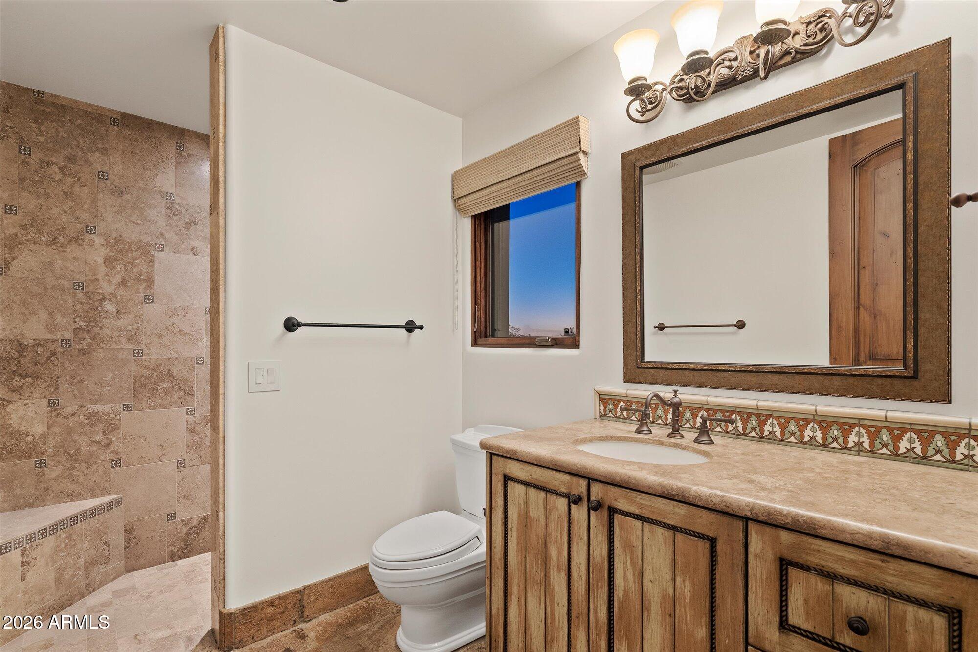 9820 E THOMPSON PEAK Parkway 648