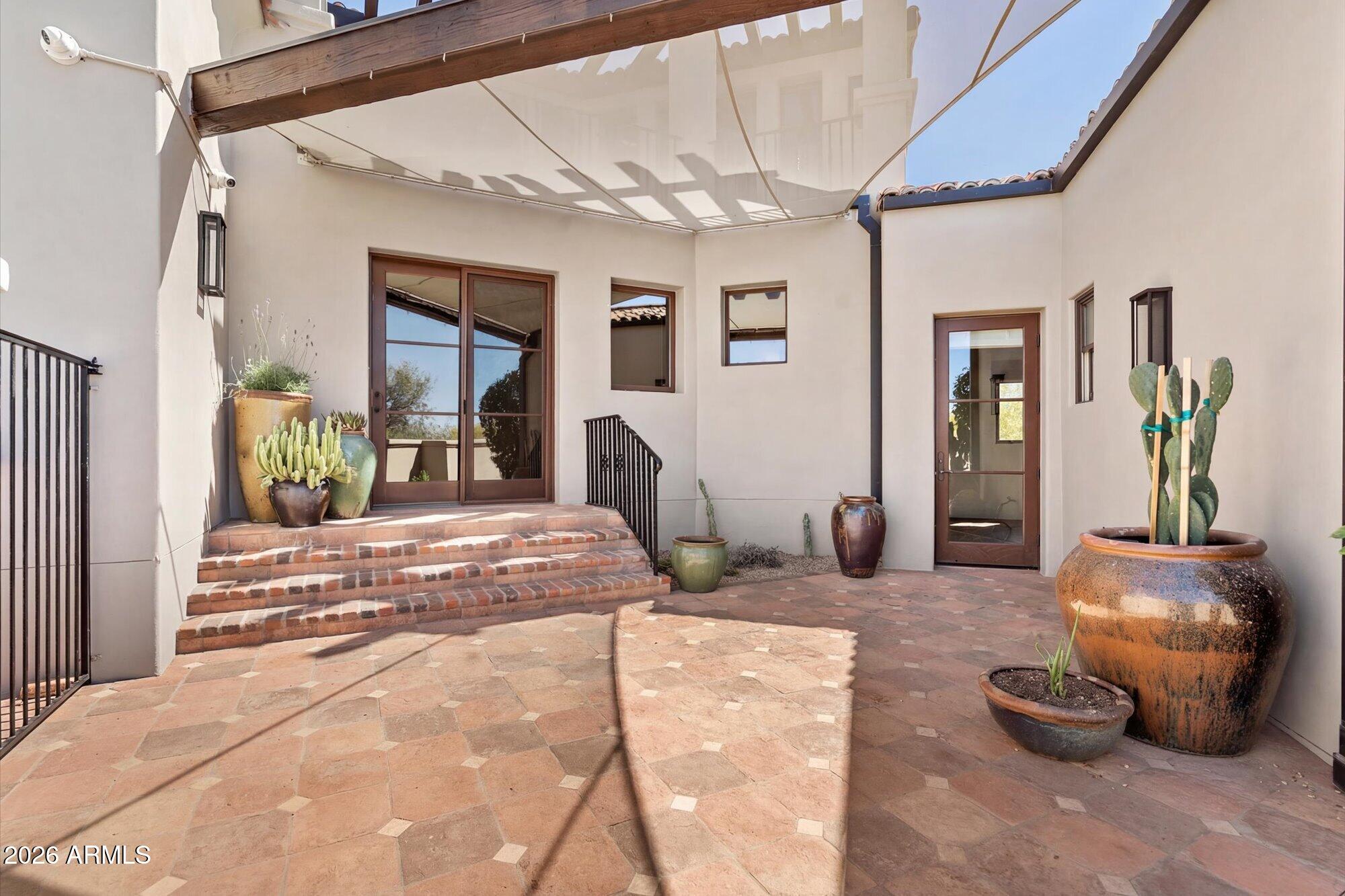 9820 E THOMPSON PEAK Parkway 648