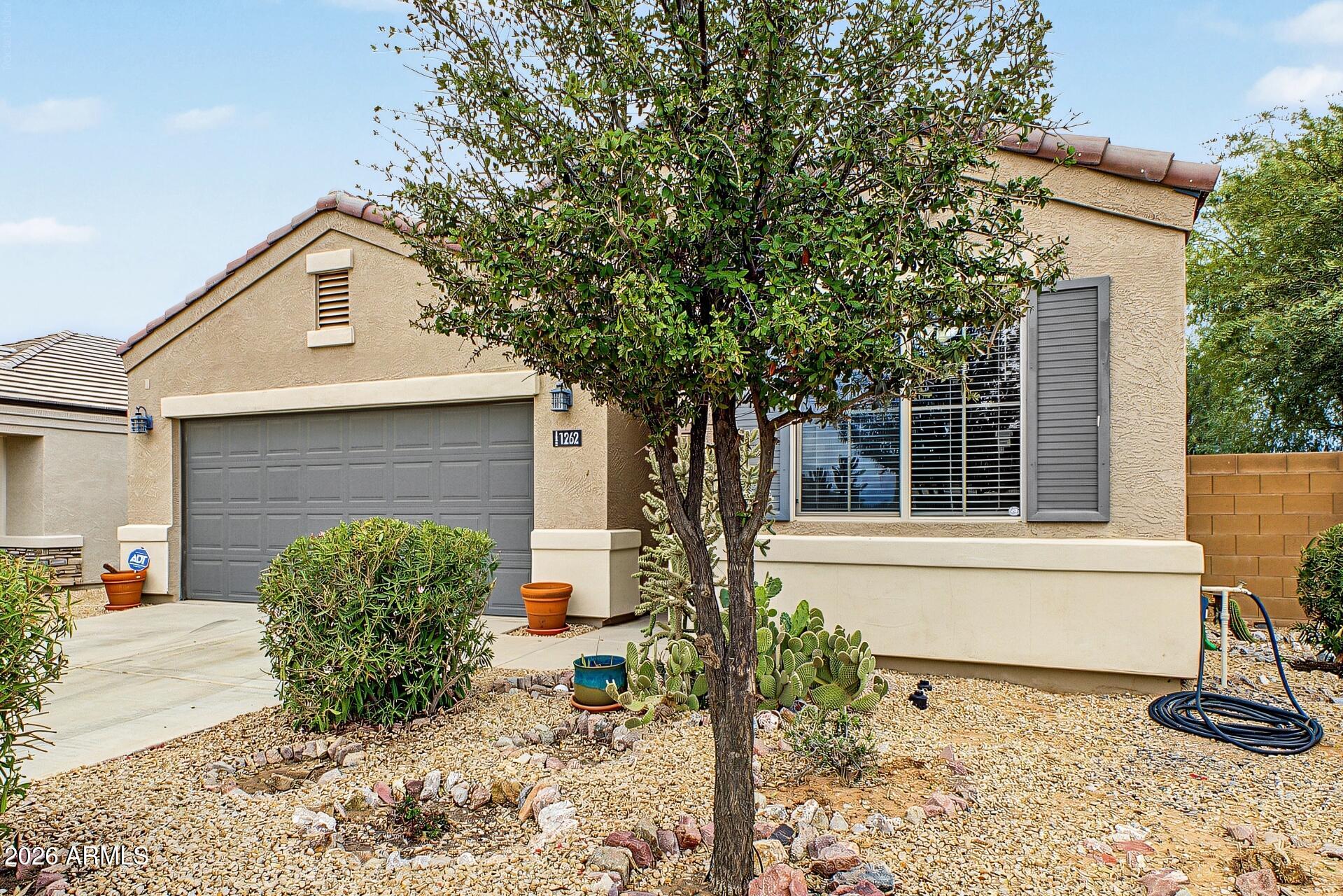 1262 E DENVIL Drive