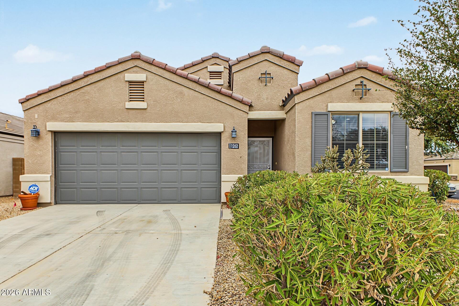 1262 E DENVIL Drive