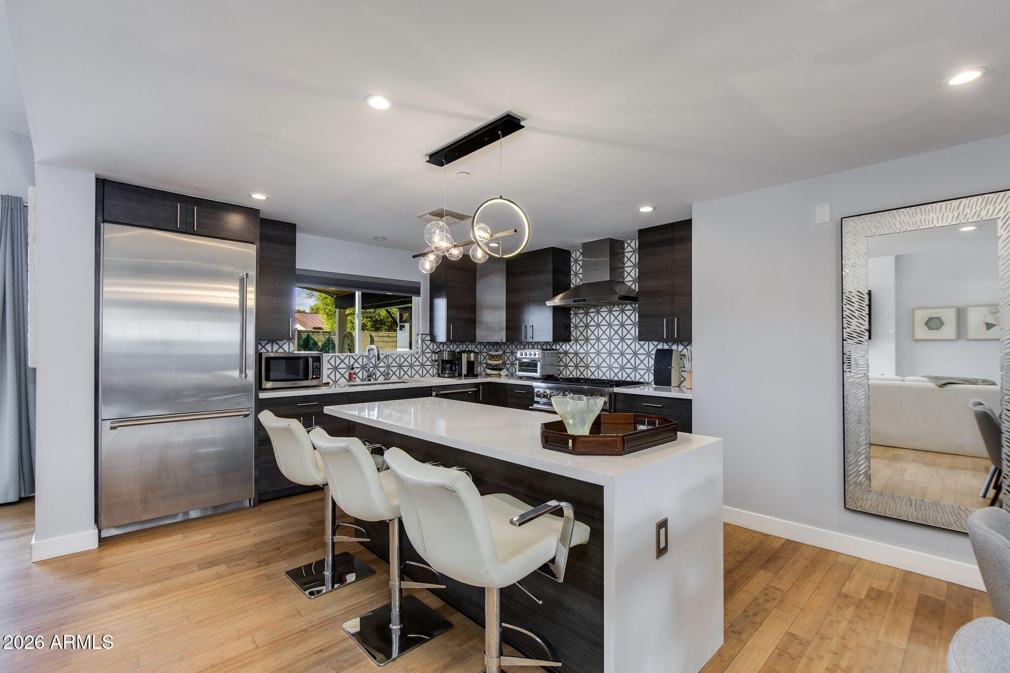 3914 N 87TH Street