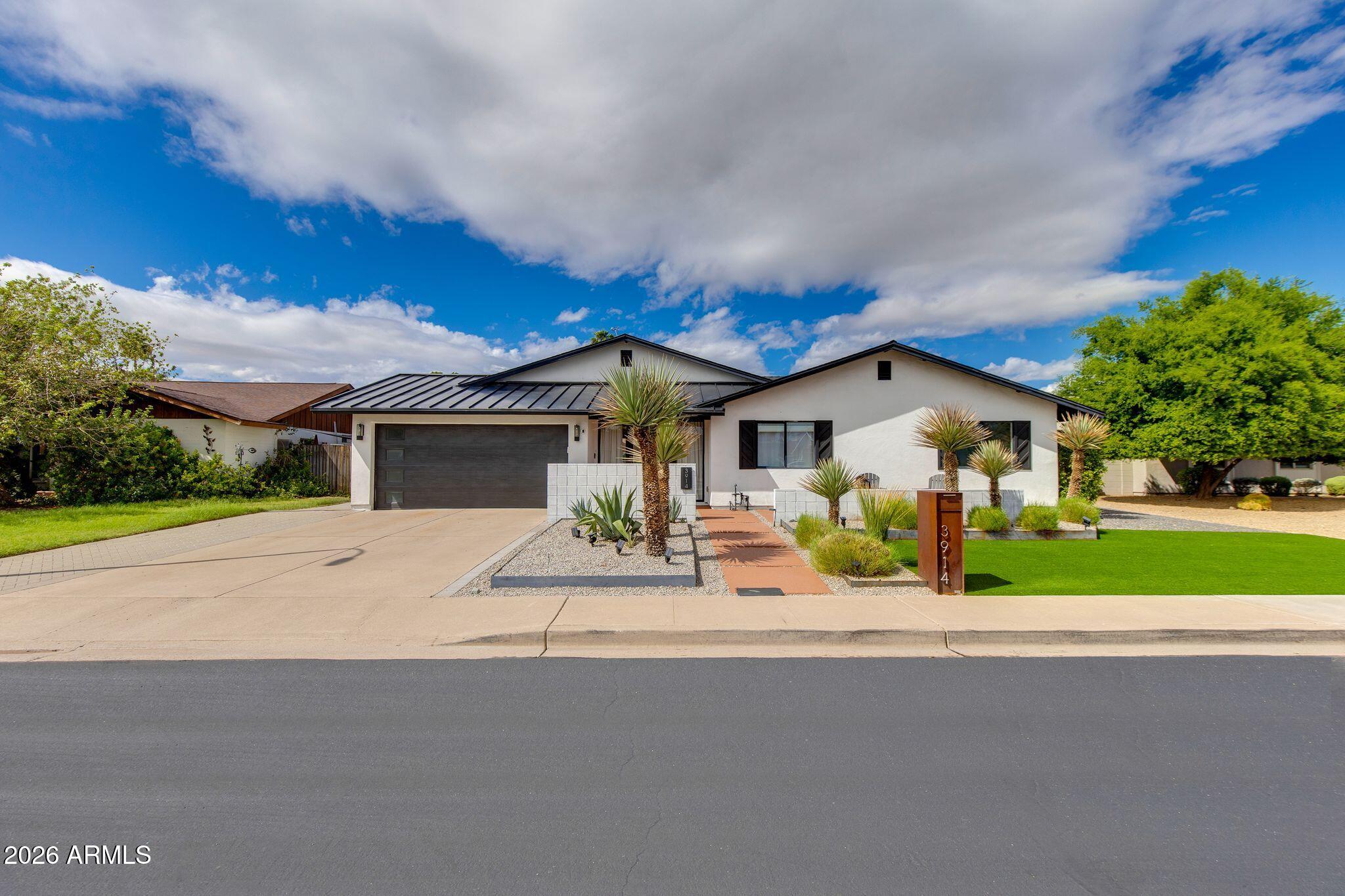 3914 N 87TH Street