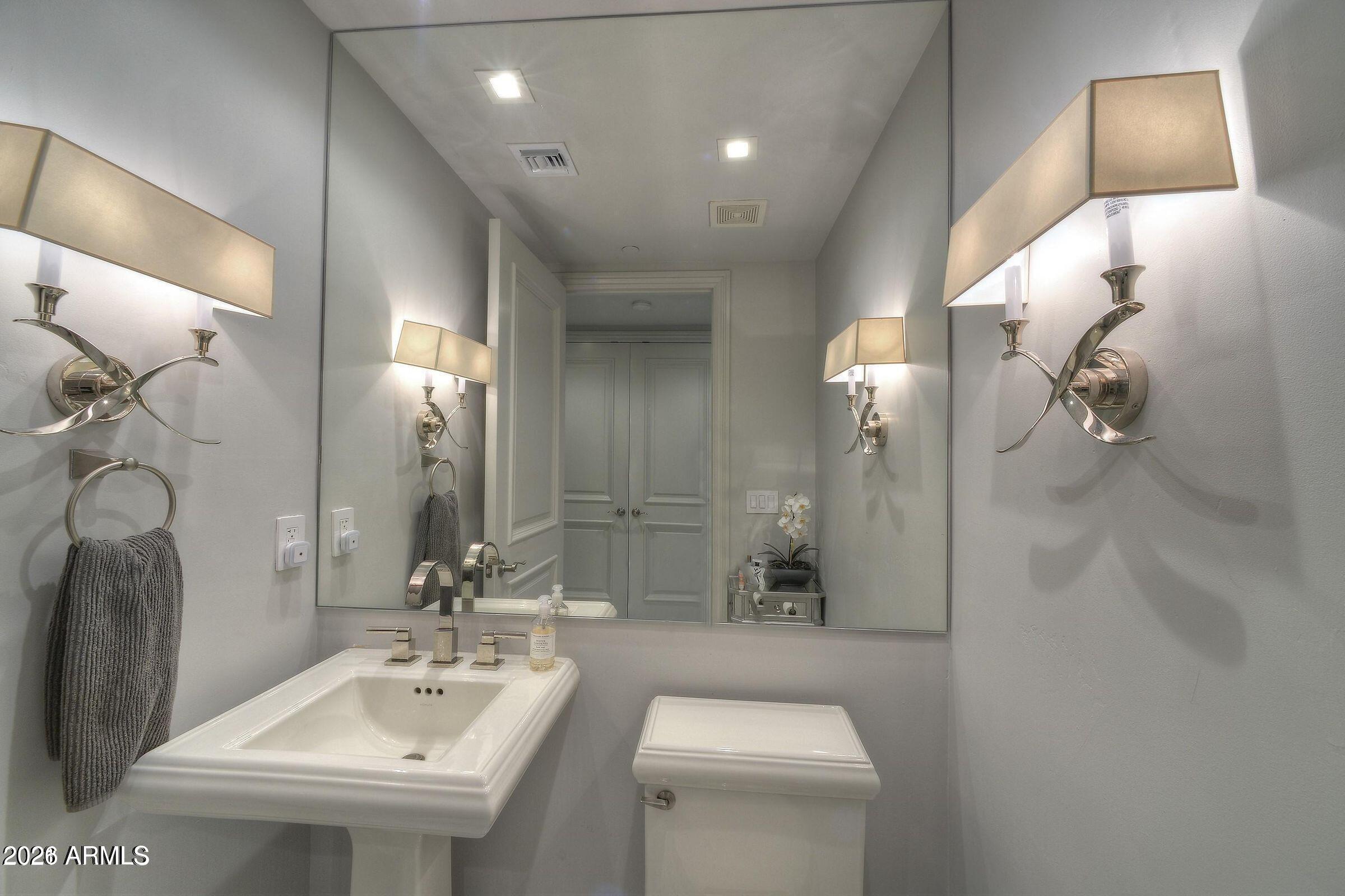 7181 E CAMELBACK Road 1002