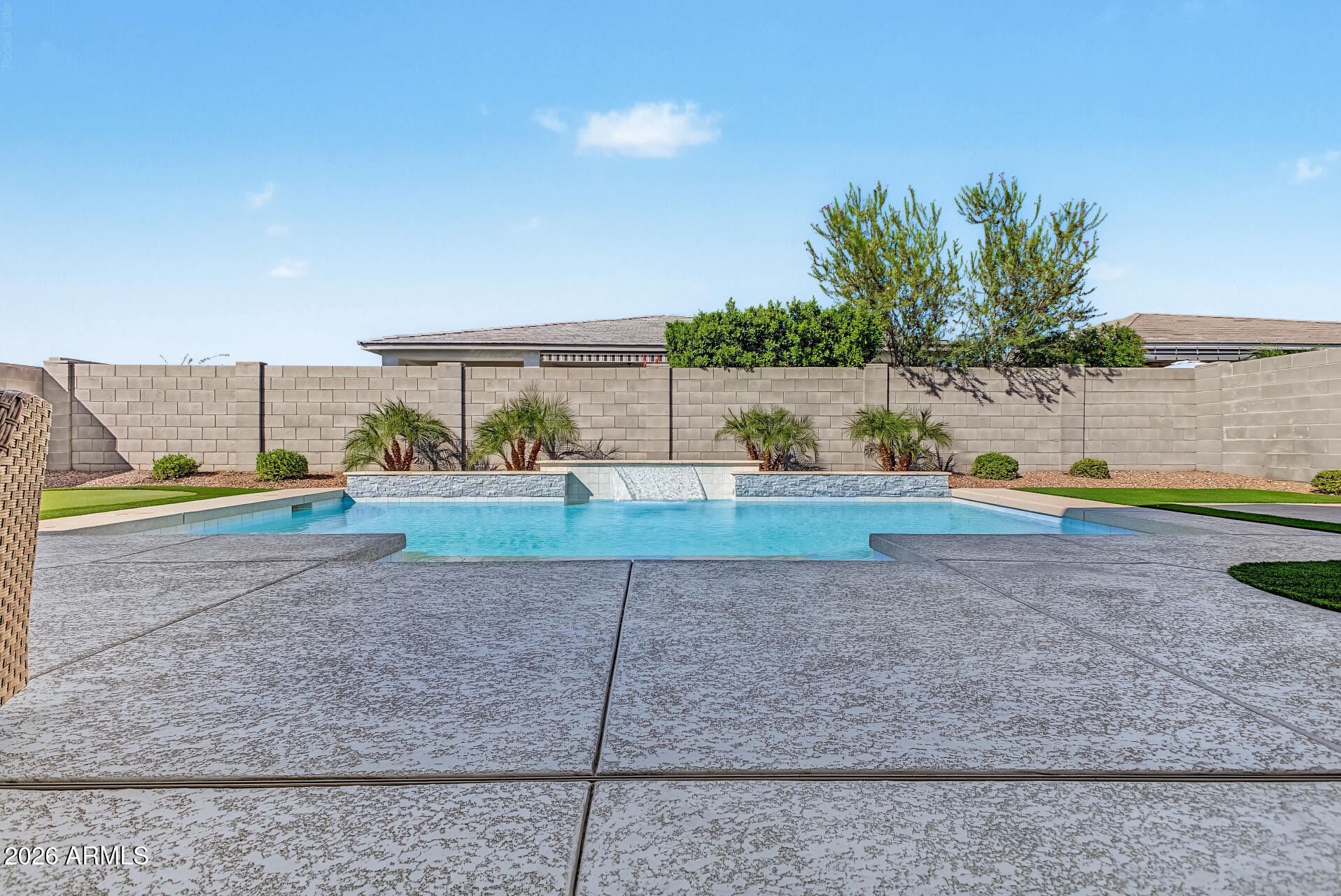 18418 W MEDLOCK Drive