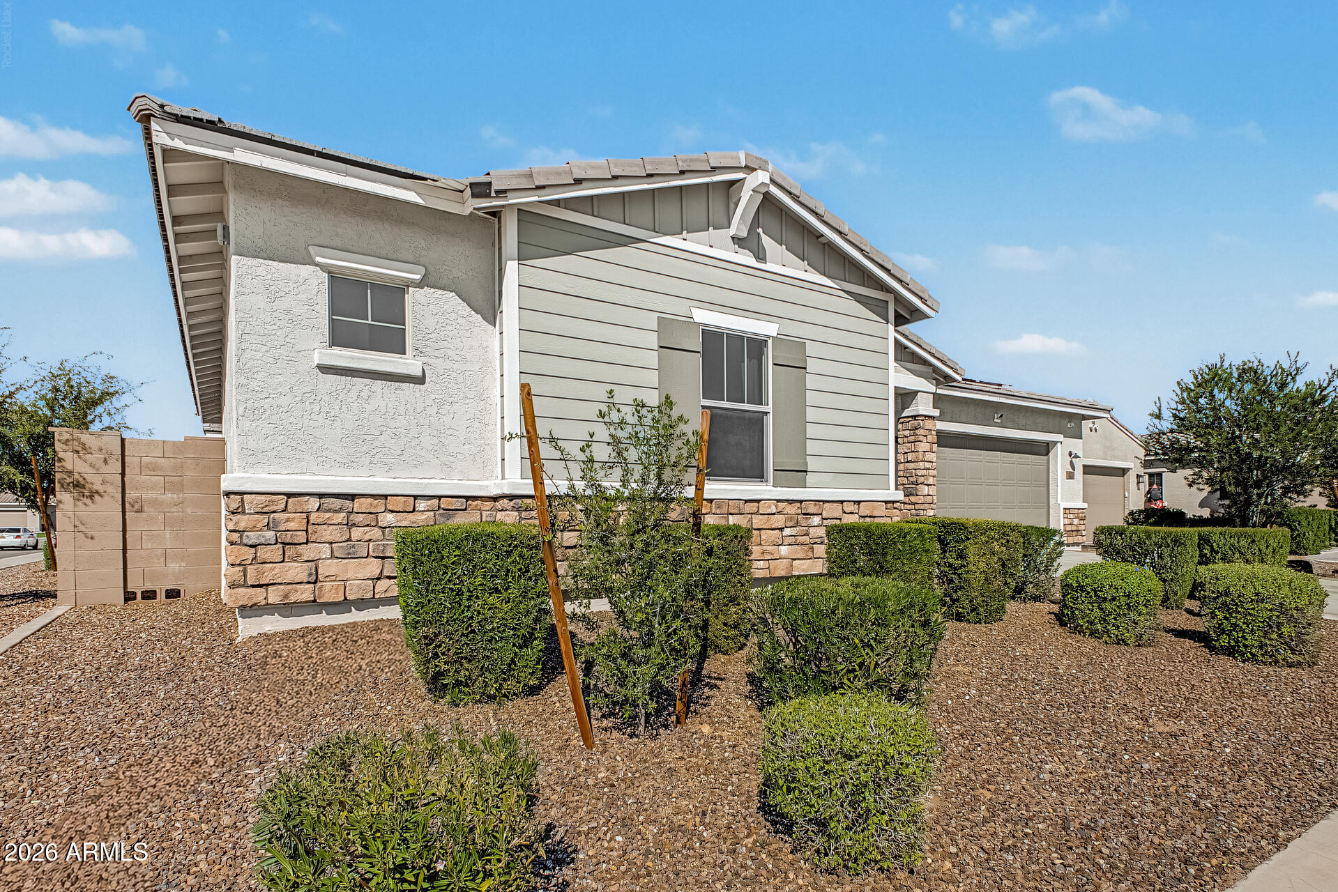 18418 W MEDLOCK Drive
