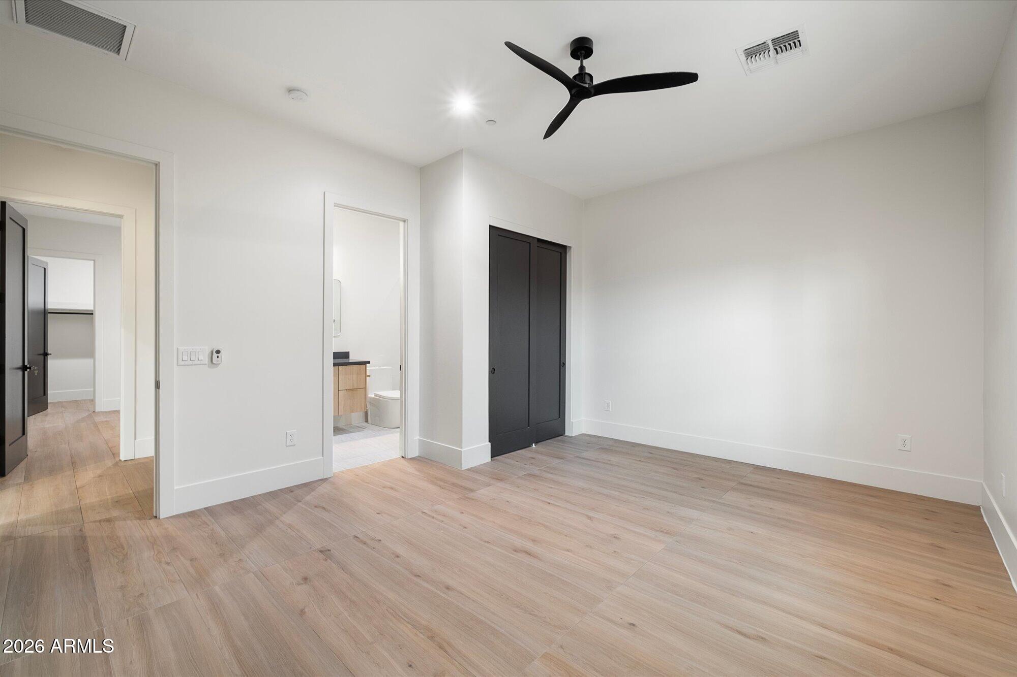 8219 E RANCHO VISTA Drive