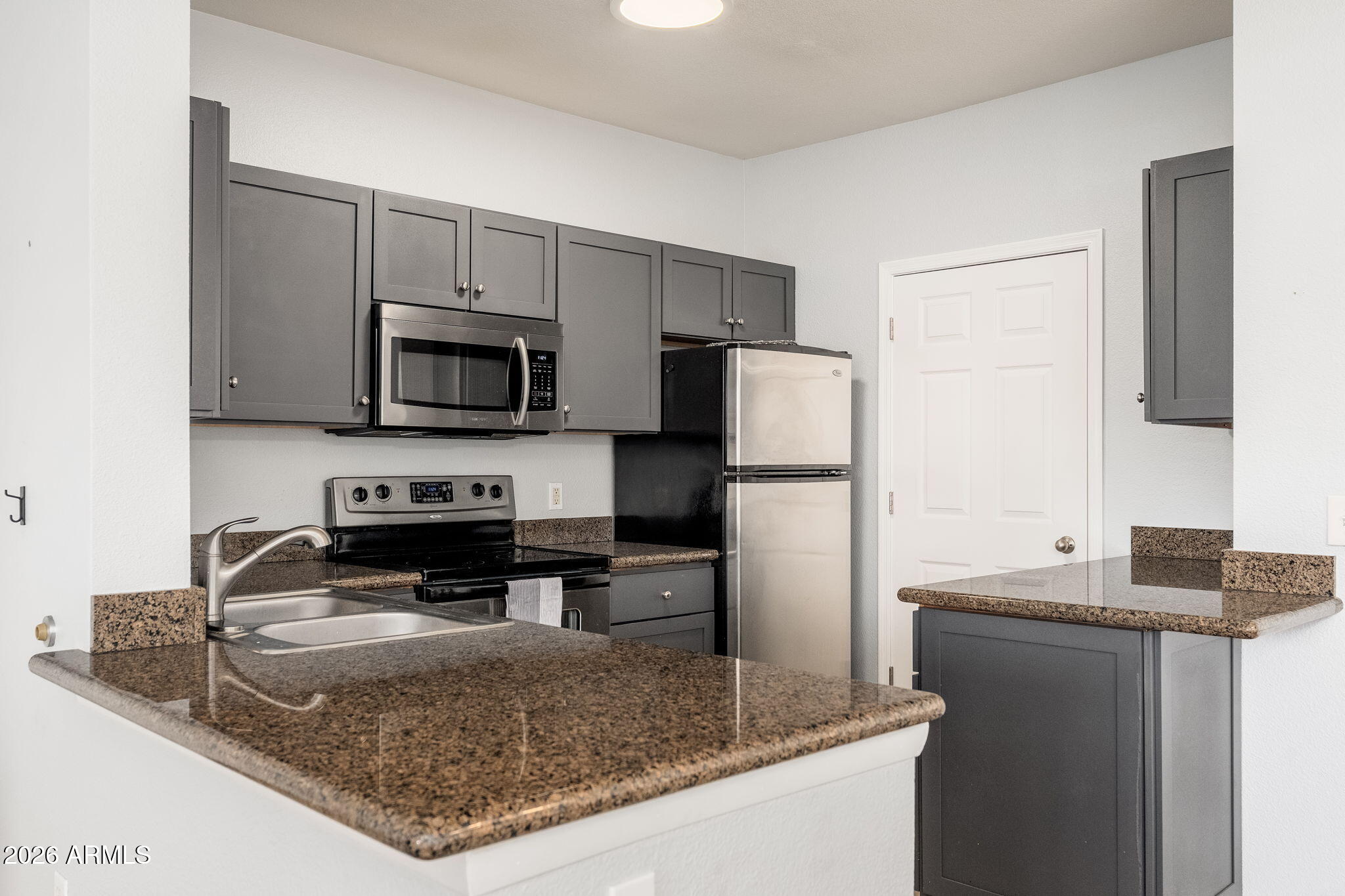 5345 E VAN BUREN Street 364