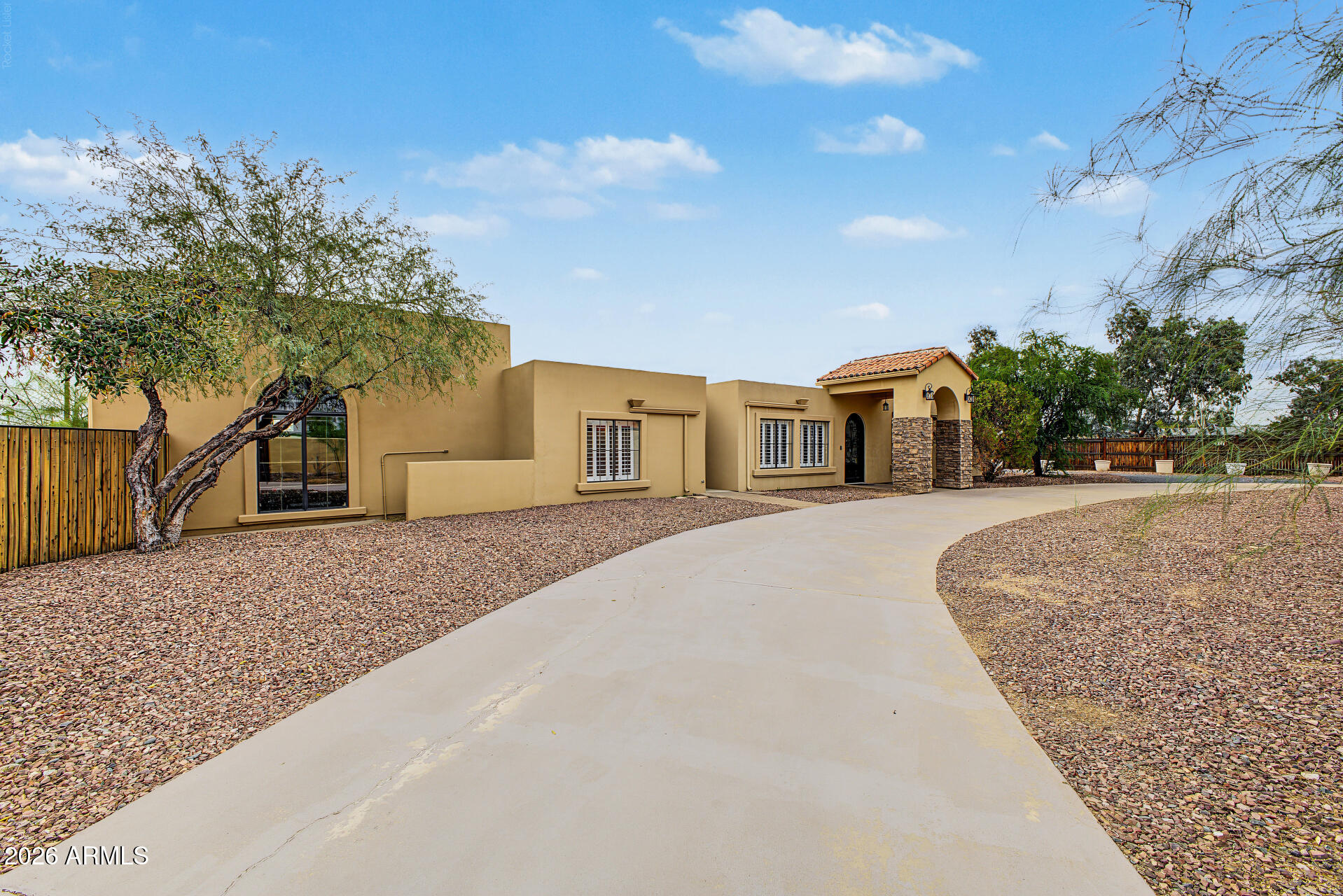 6519 E CACTUS Road
