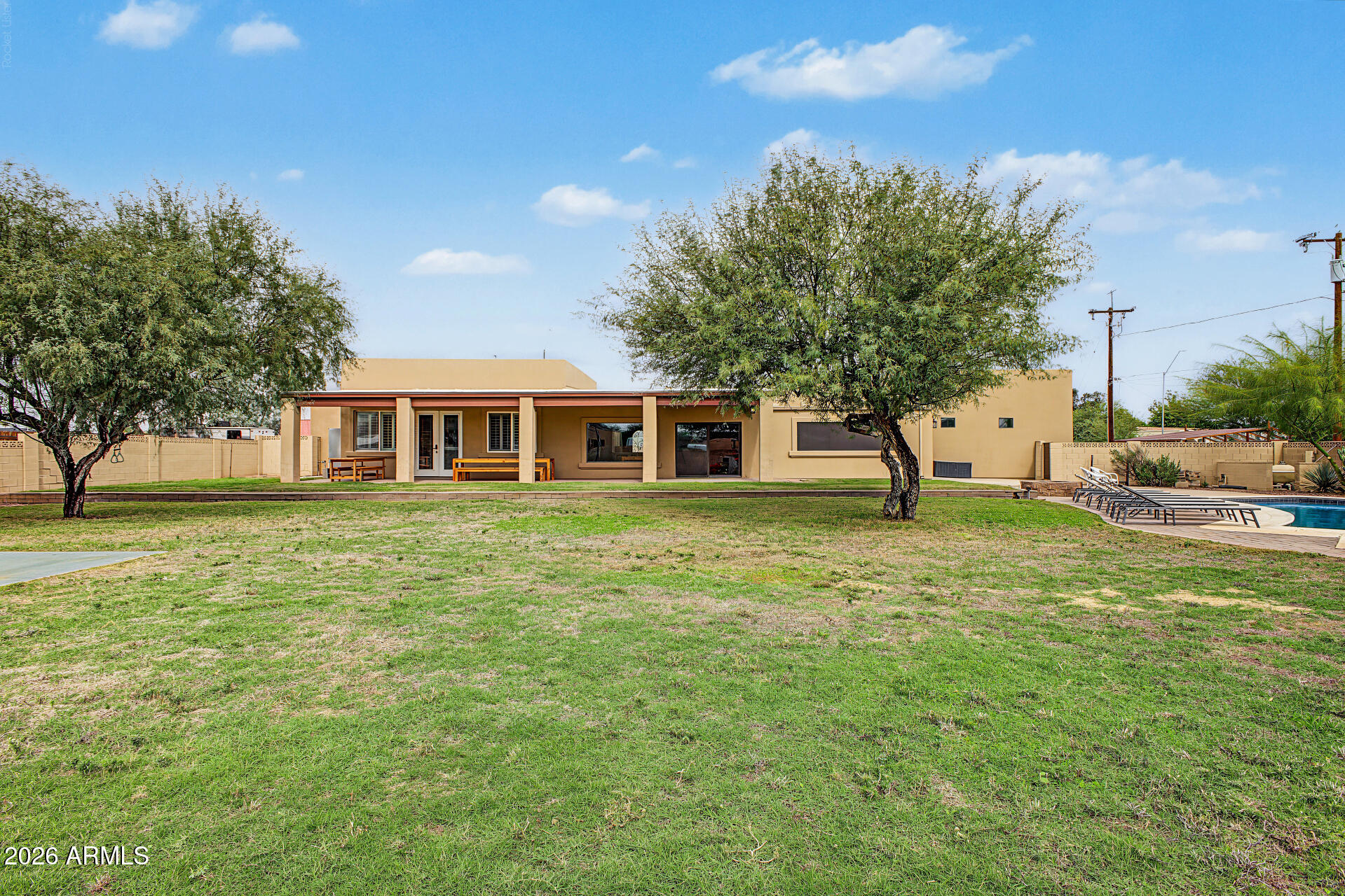 6519 E CACTUS Road