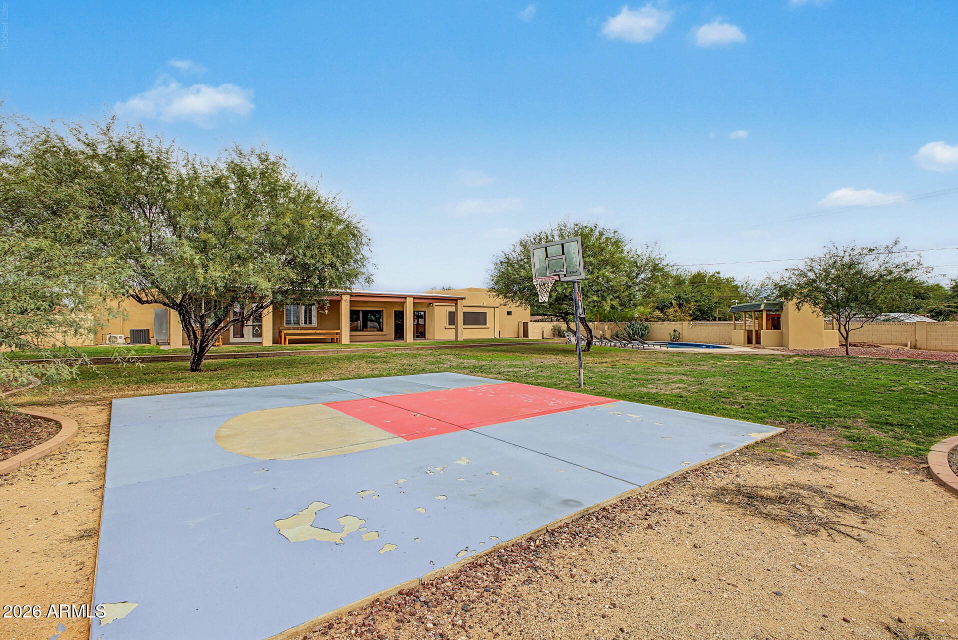 6519 E CACTUS Road
