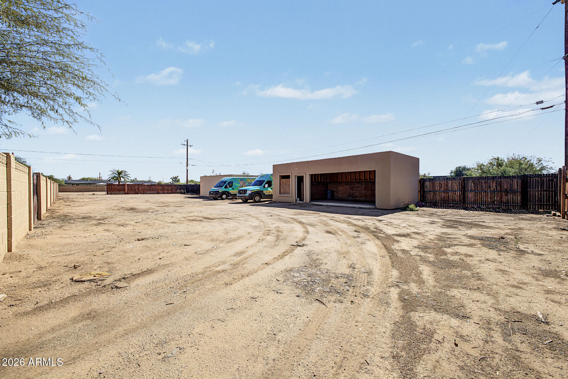 6519 E CACTUS Road