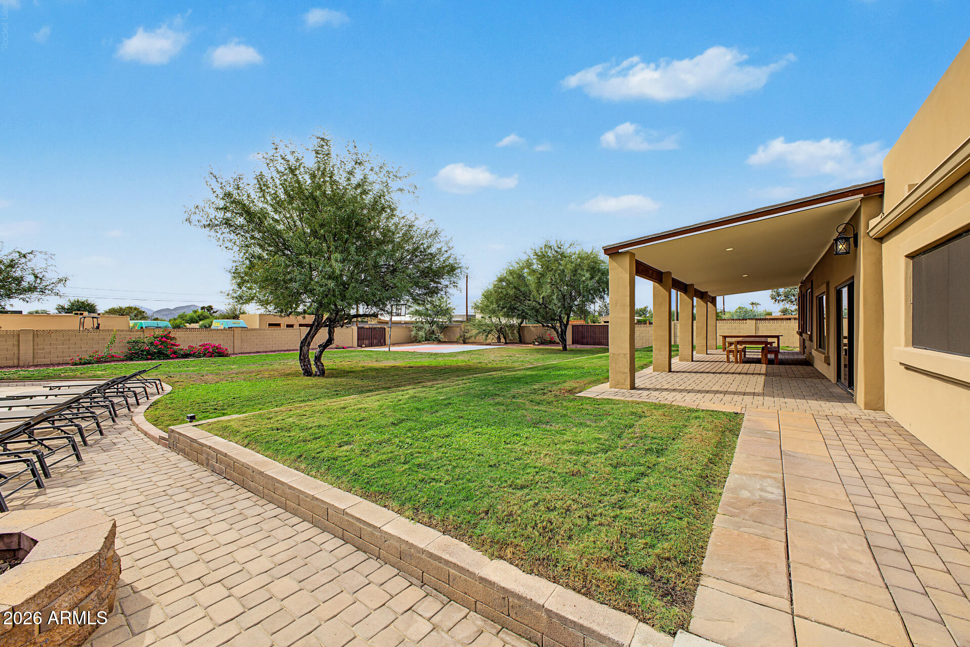 6519 E CACTUS Road