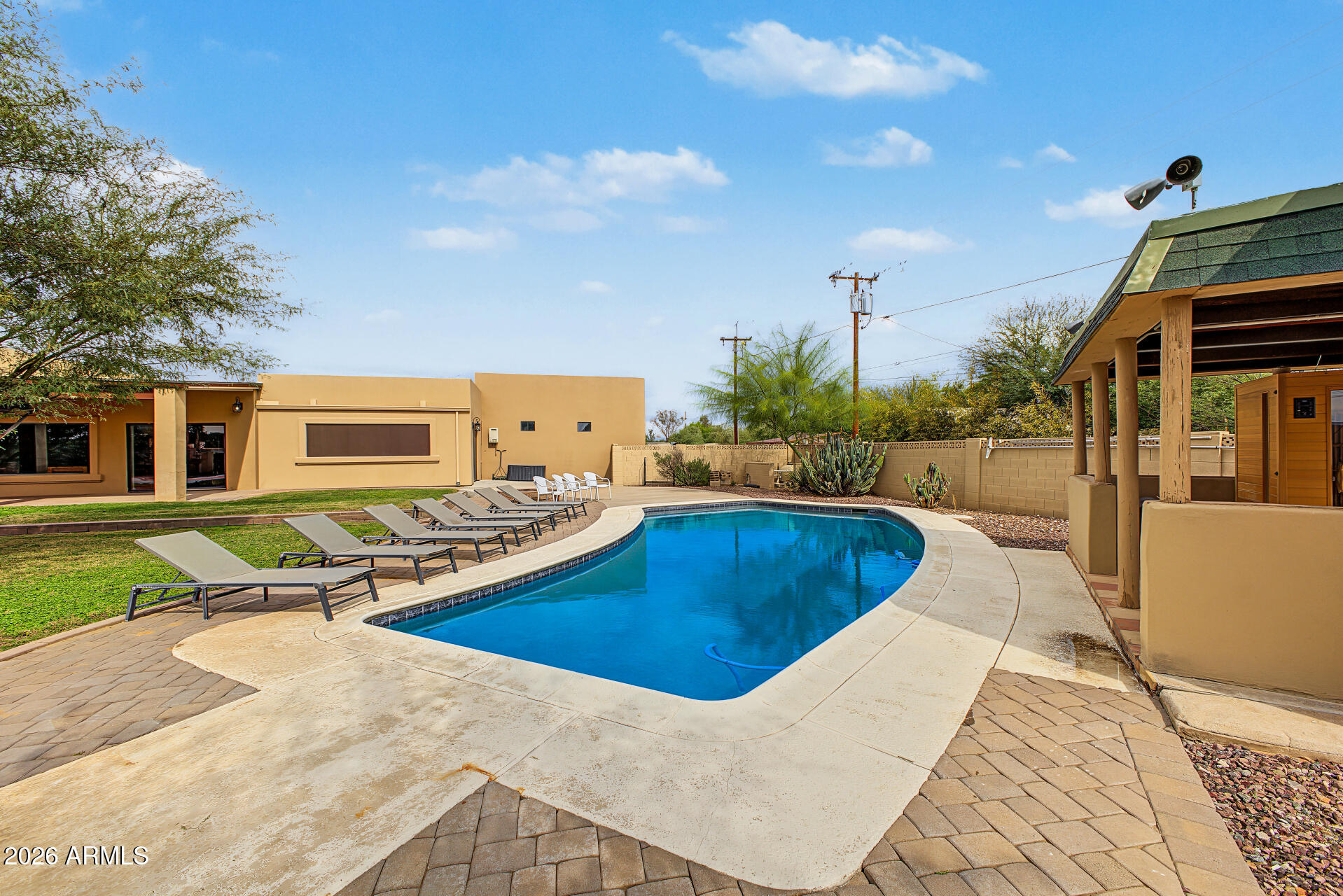 6519 E CACTUS Road